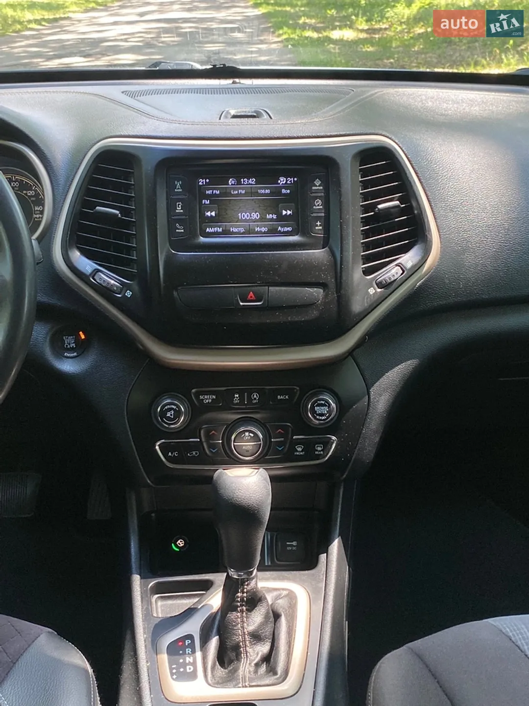 2015 Jeep Cherokee - мініатюра 13