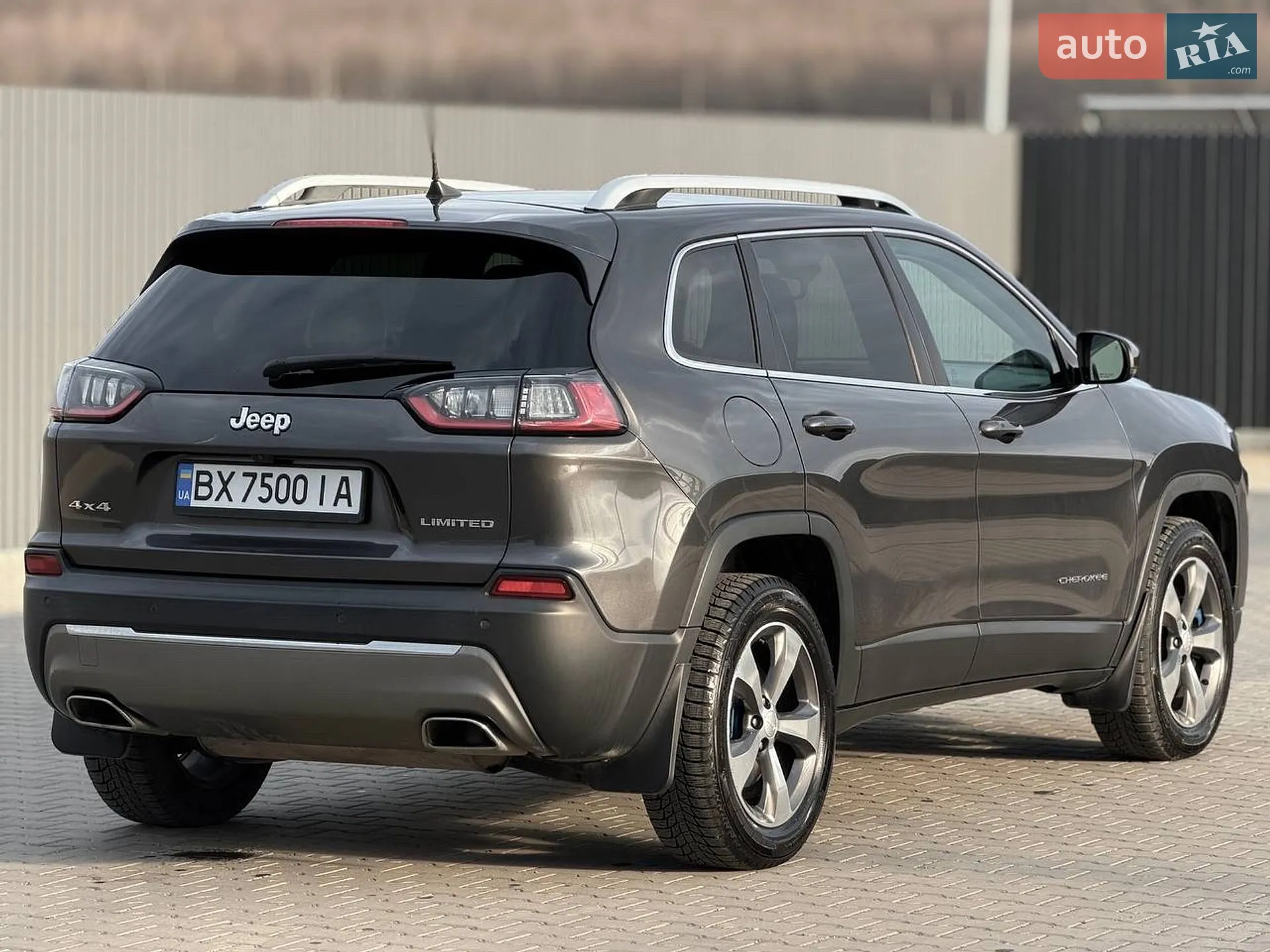 2019 Jeep Cherokee - мініатюра 6