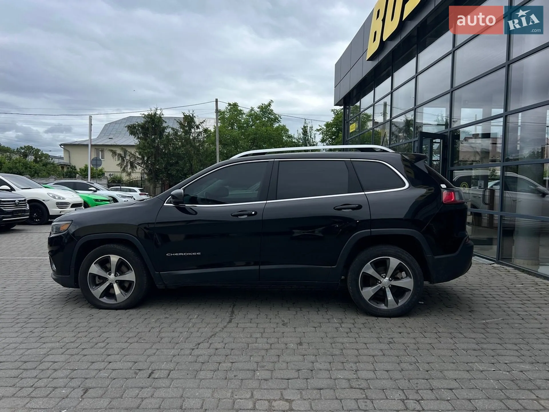 2019 Jeep Cherokee - мініатюра 3