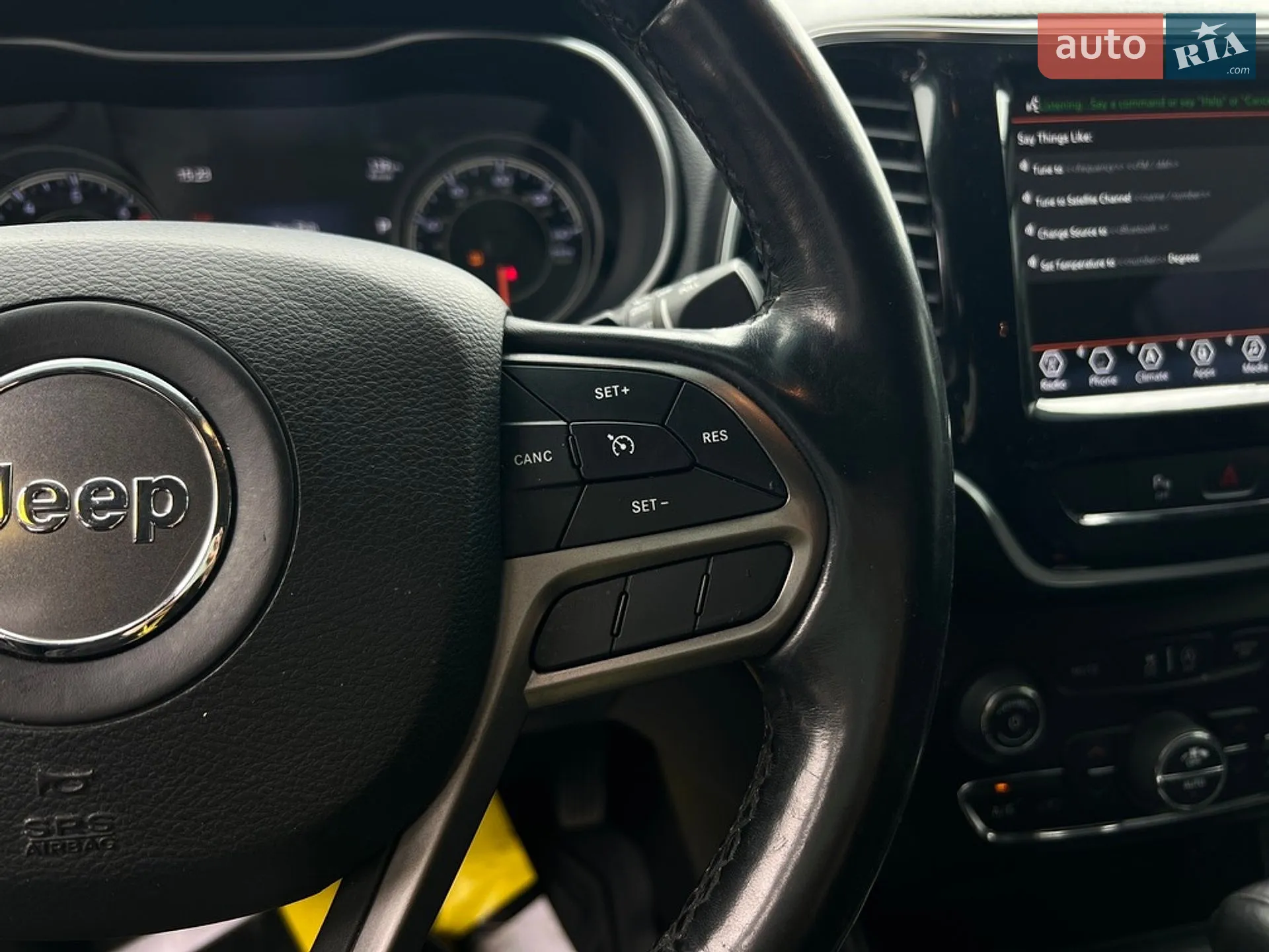 2019 Jeep Cherokee - мініатюра 13