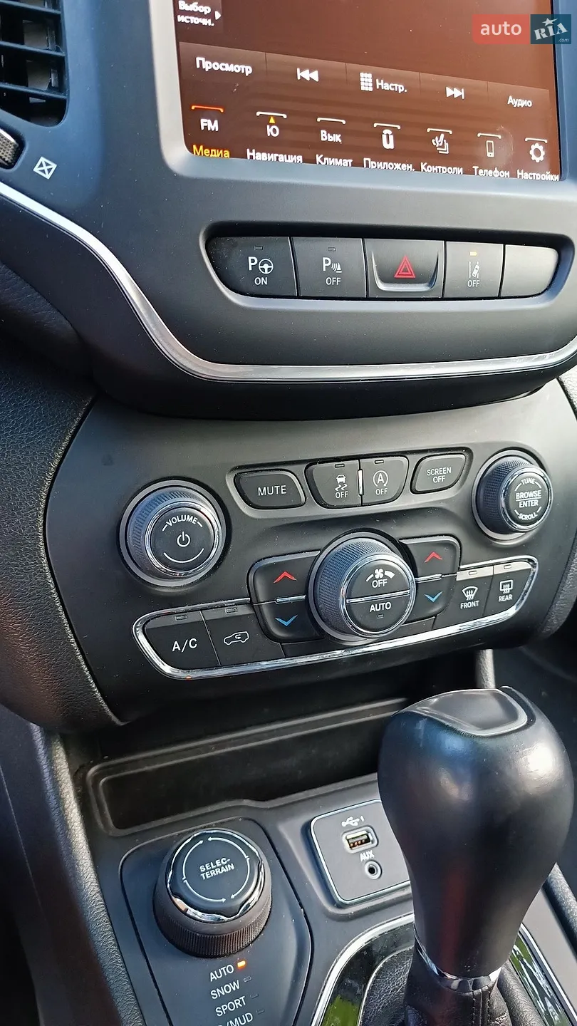 2022 Jeep Cherokee - мініатюра 6