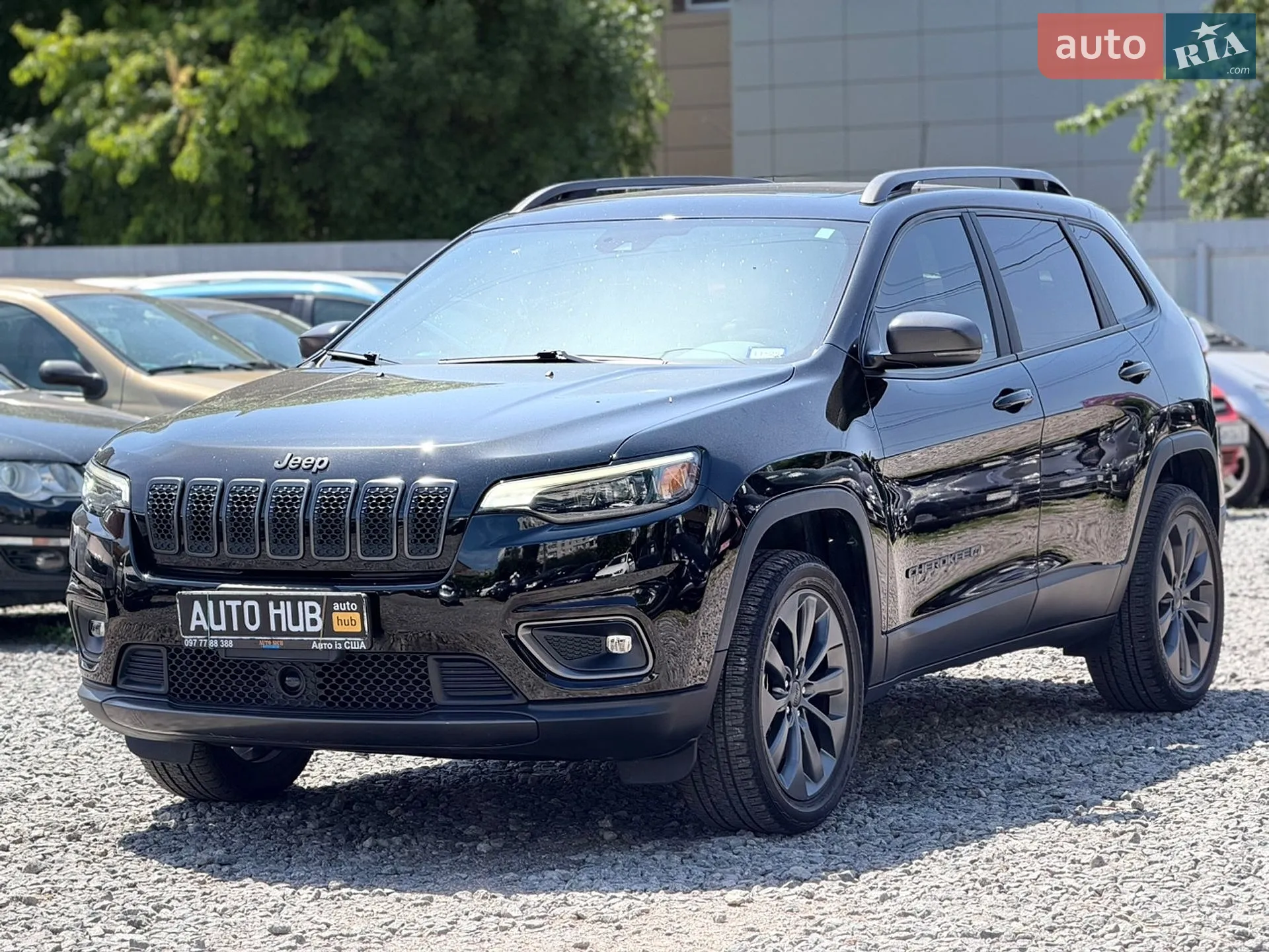2020 Jeep Cherokee - мініатюра 4