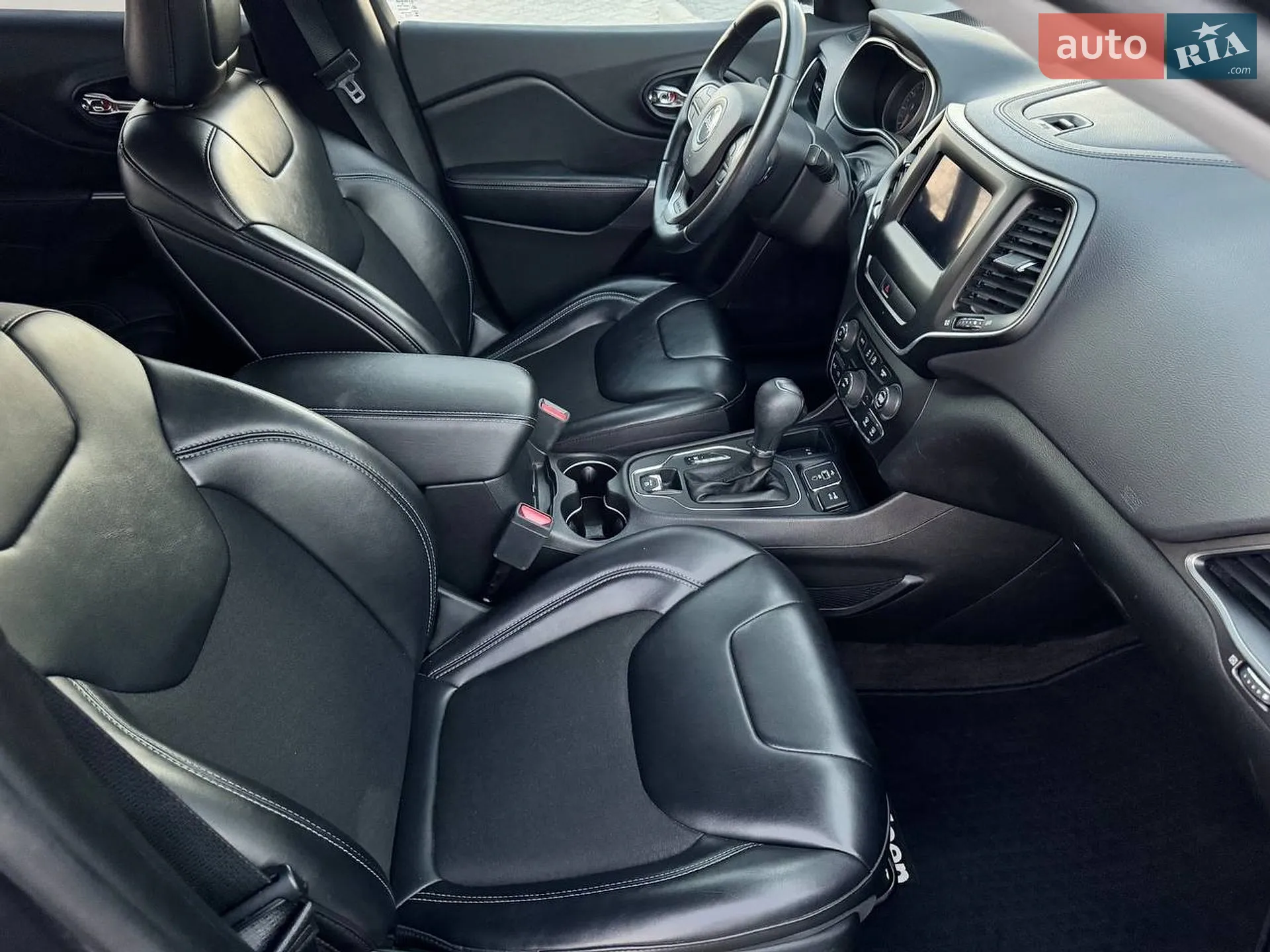 2018 Jeep Cherokee - мініатюра 15