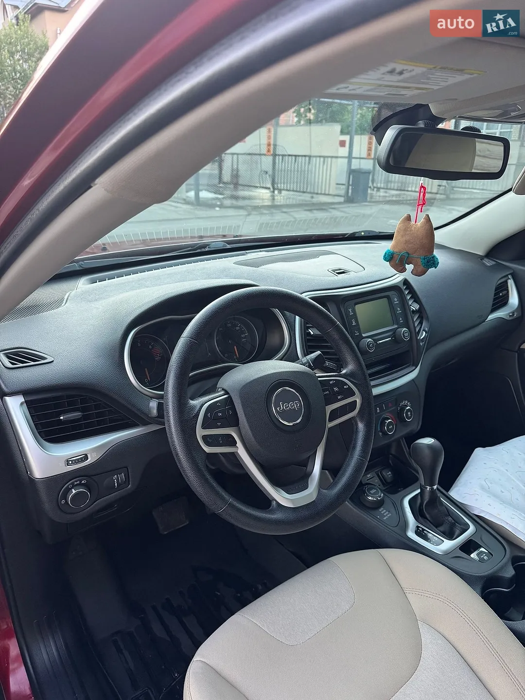 Jeep Cherokee 2017 VIN 1C4PJMAB7HW631579 фото оголошення 7 з 21
