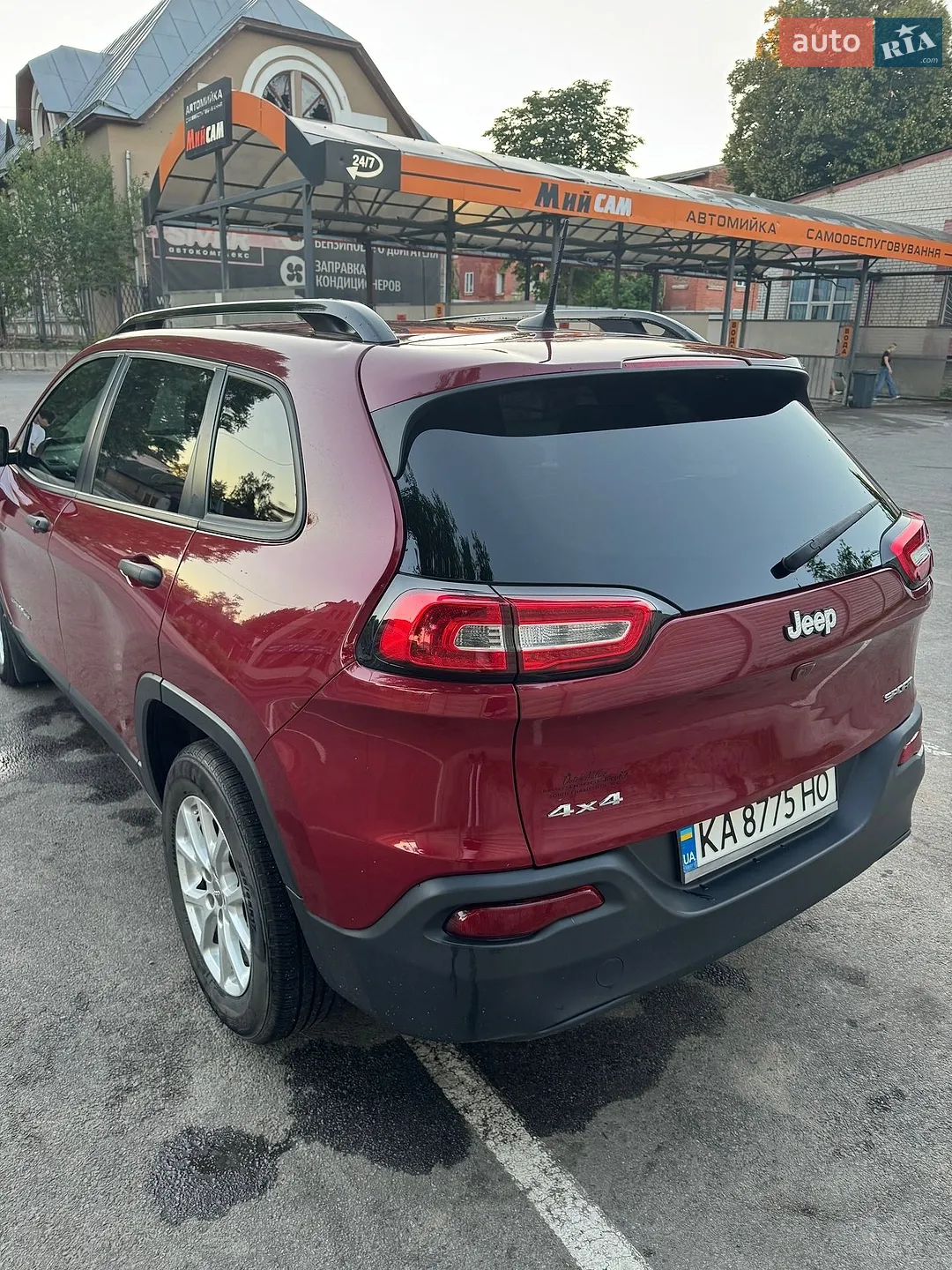 Jeep Cherokee 2017 VIN 1C4PJMAB7HW631579 фото оголошення 11 з 21