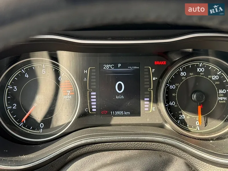 Jeep Cherokee 2019 VIN 1C4PJMLBXLD536919 фото оголошення 18 з 70