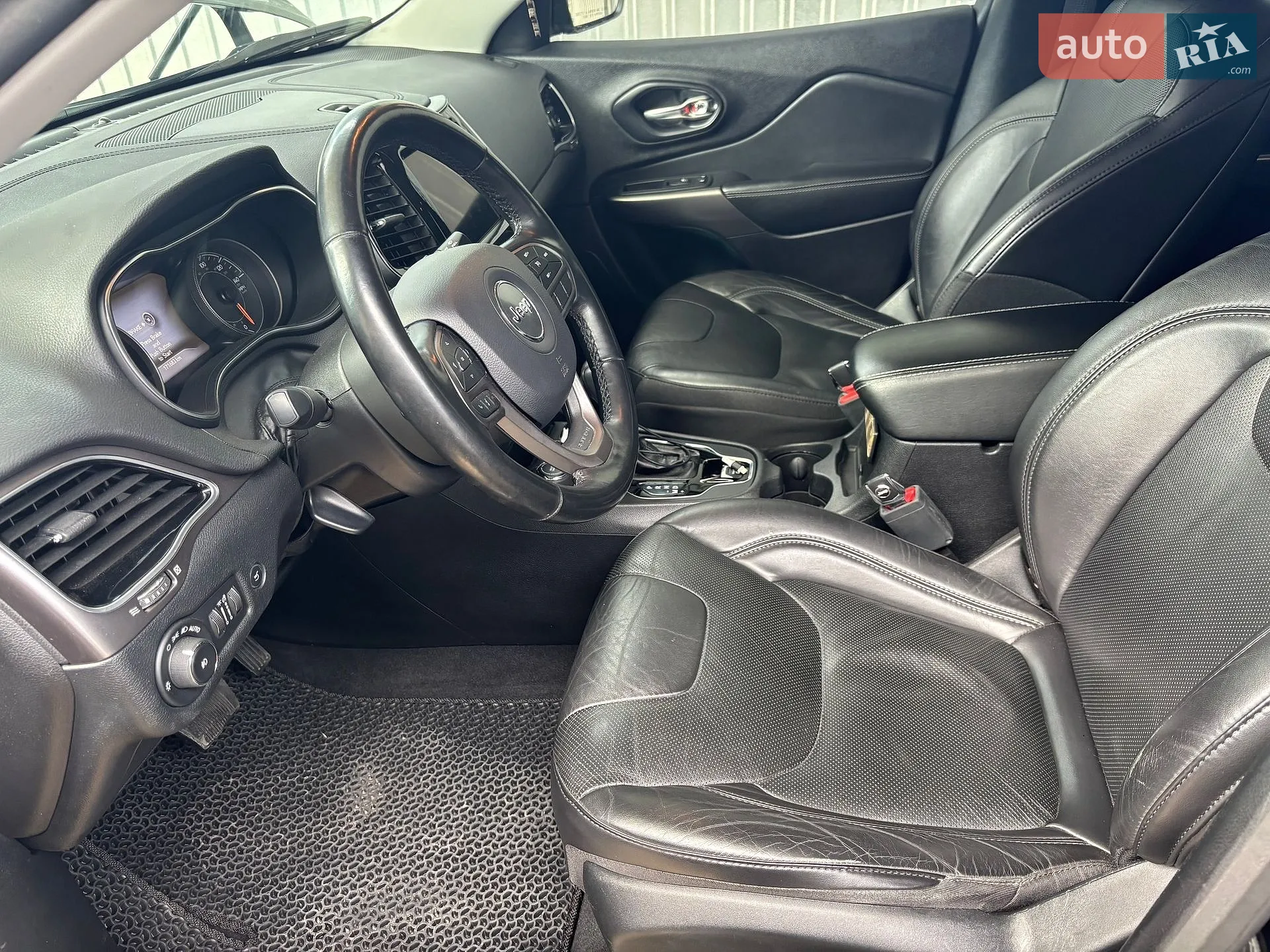 Jeep Cherokee 2019 VIN 1C4PJMDX1LD582536 фото оголошення 15 з 26