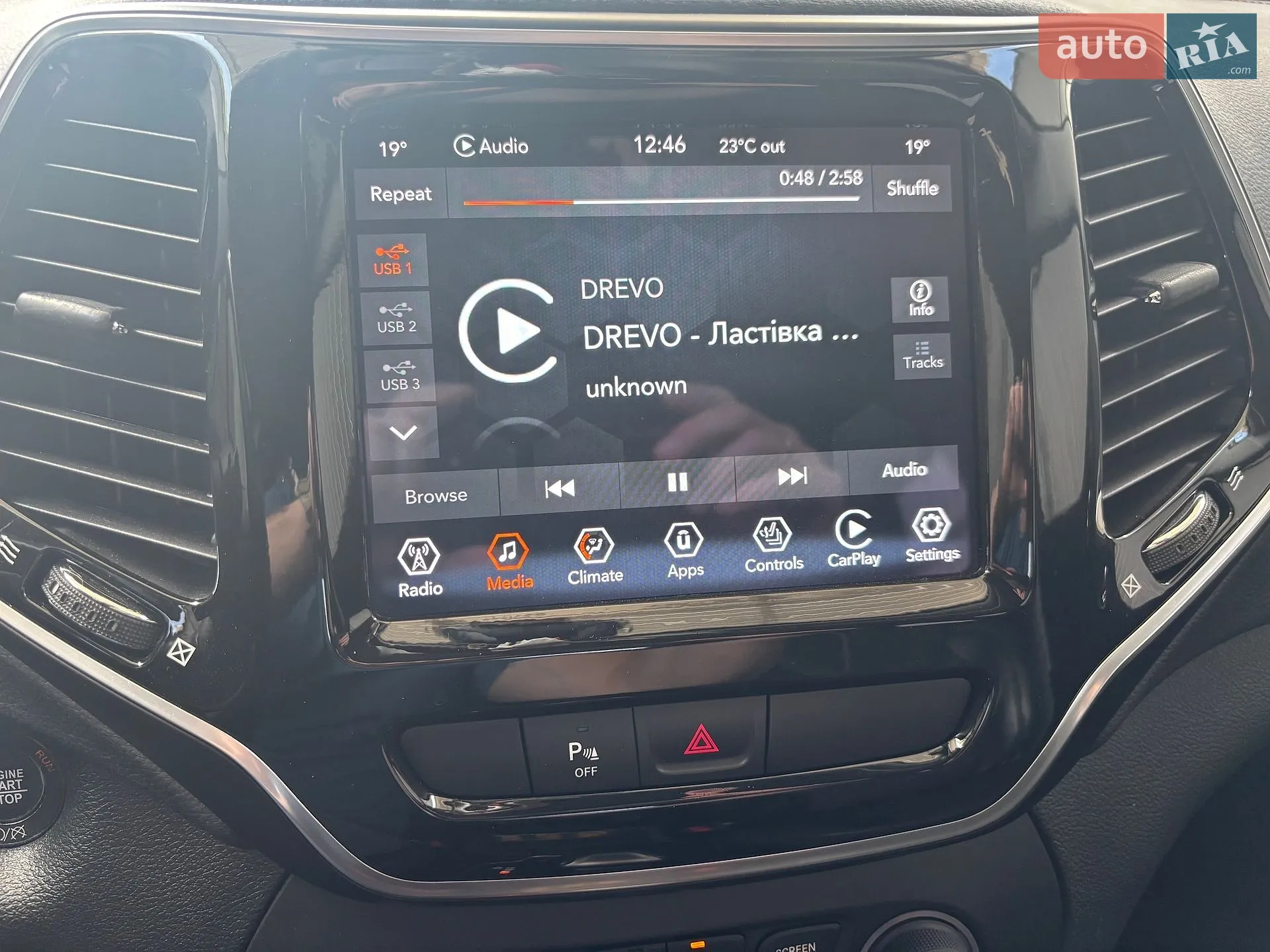 2019 Jeep Cherokee - мініатюра 22
