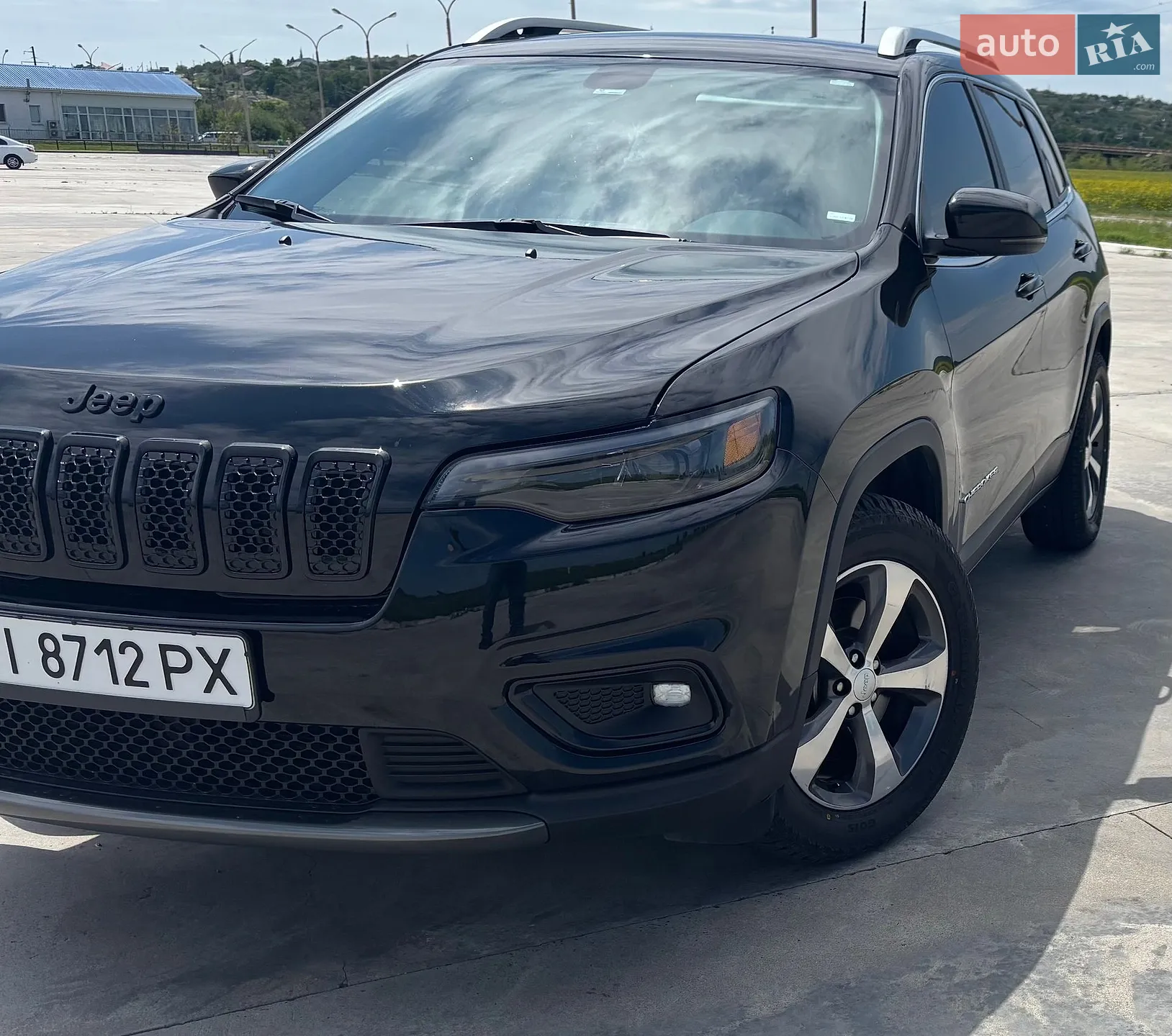 Jeep Cherokee 2019 VIN 1C4PJMDX1LD582536 фото оголошення 2 з 26