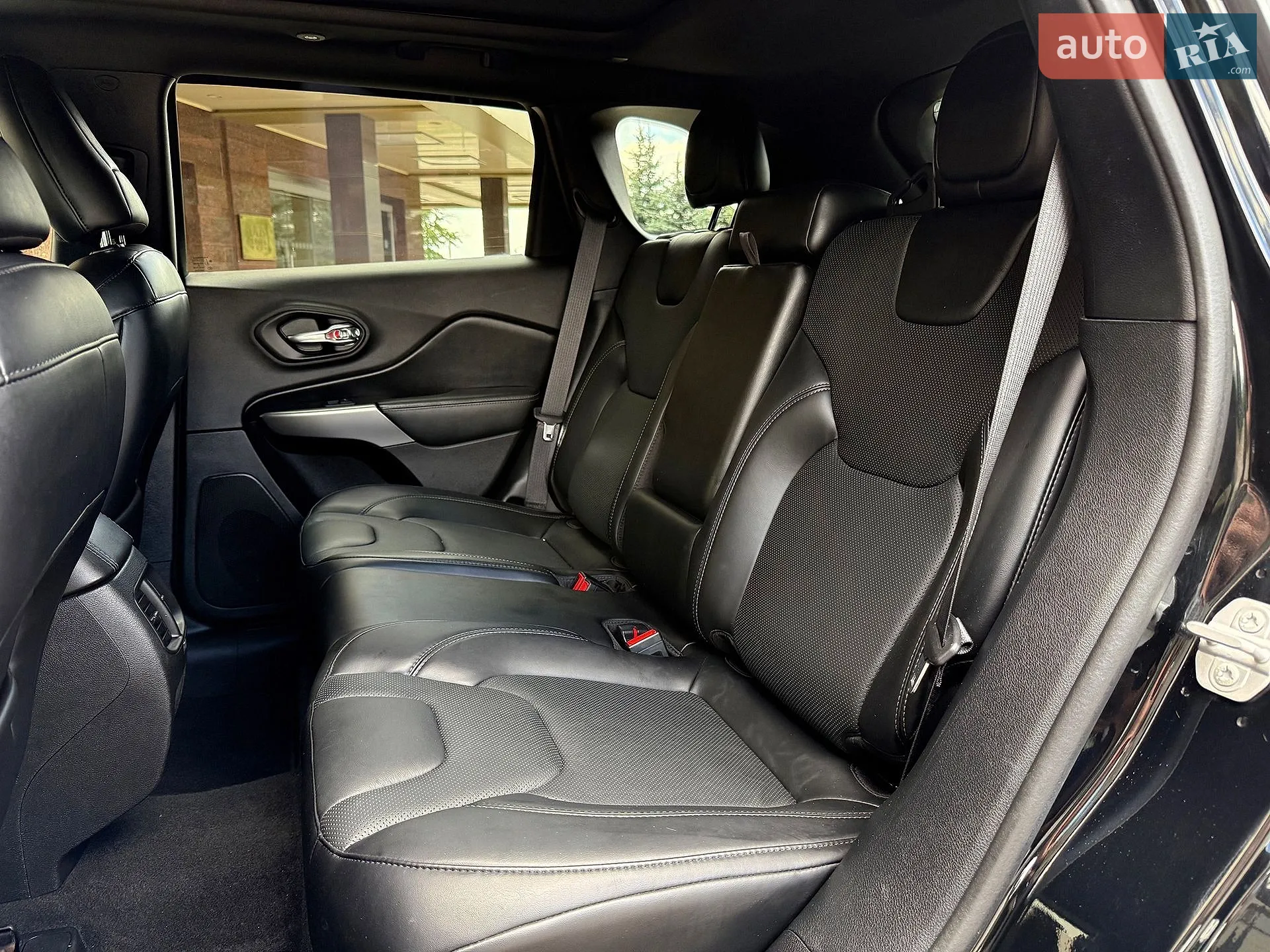 2019 Jeep Cherokee - мініатюра 82