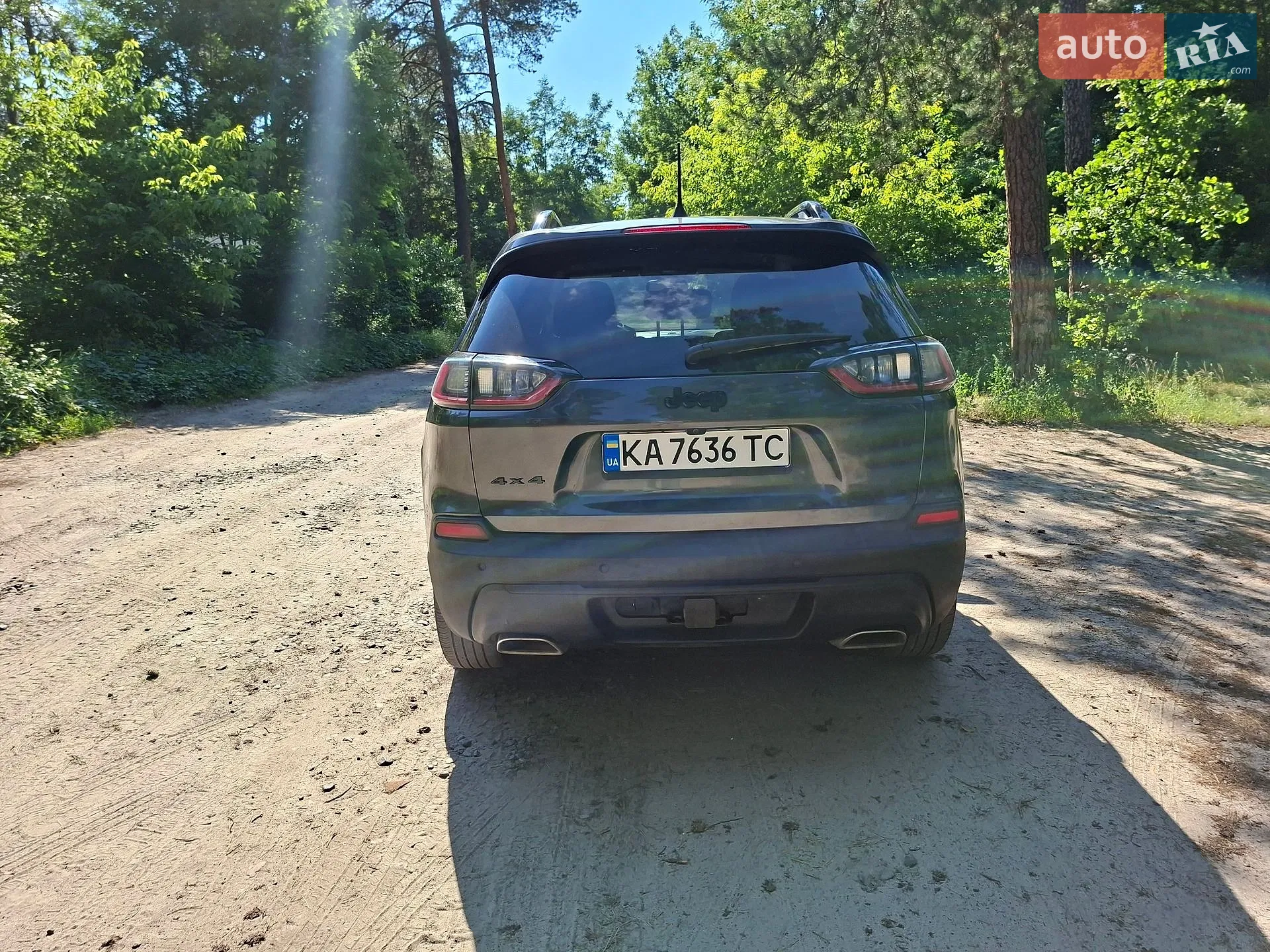 2020 Jeep Cherokee - мініатюра 3