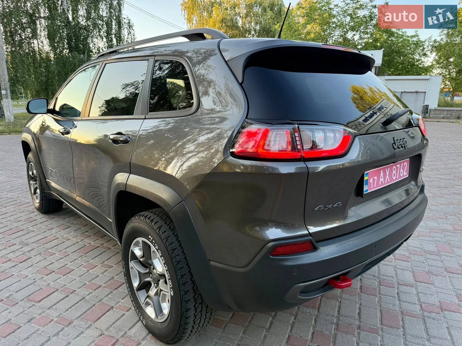 2018 Jeep Cherokee - мініатюра 17