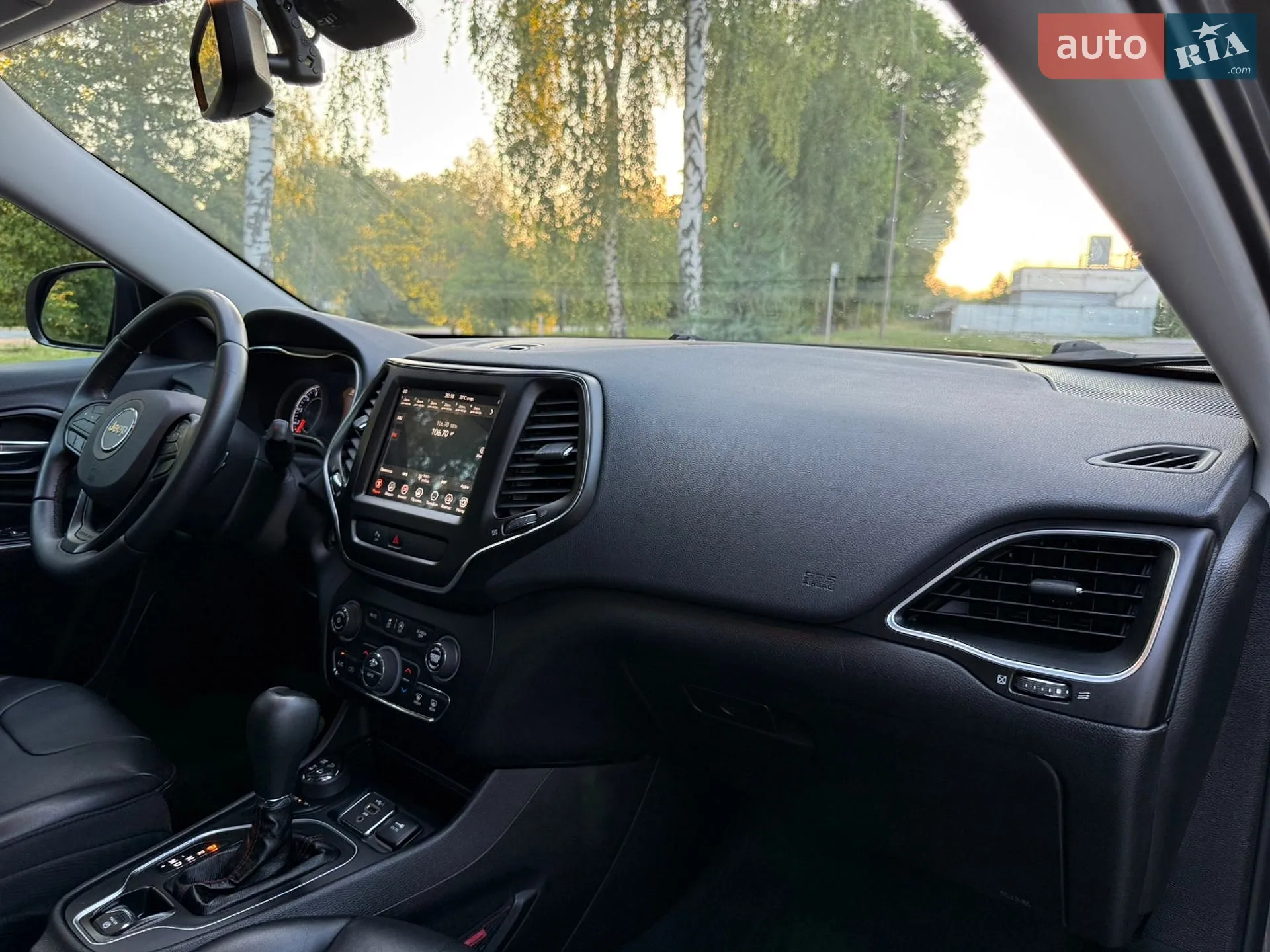 2018 Jeep Cherokee - мініатюра 39
