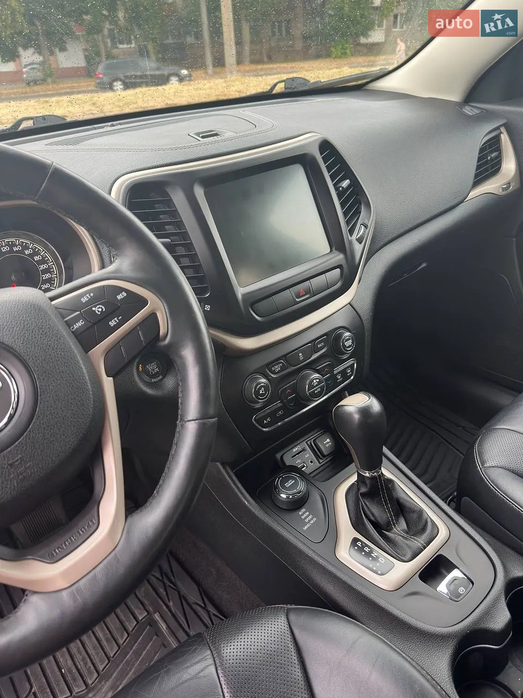 2014 Jeep Cherokee - мініатюра 32