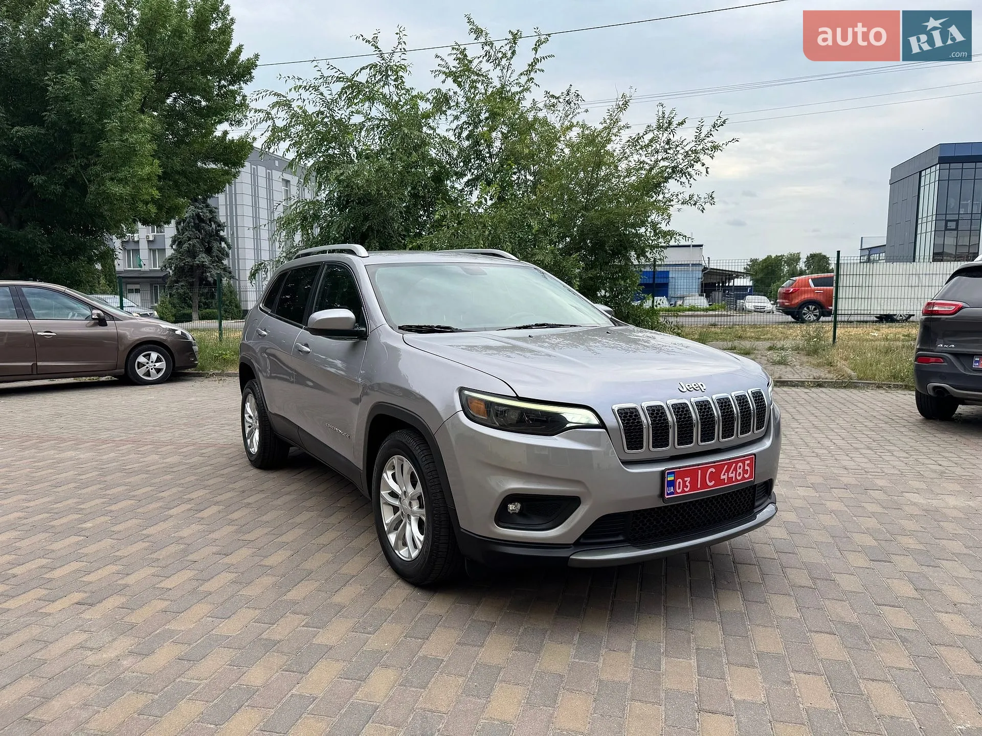 2018 Jeep Cherokee - мініатюра 3