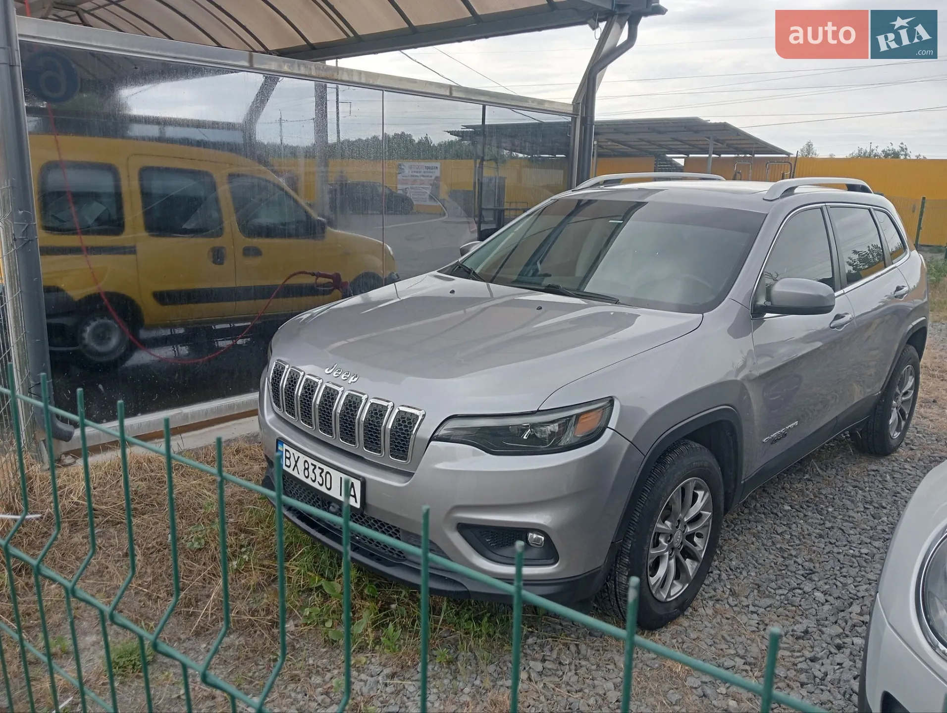 2020 Jeep Cherokee - мініатюра 2