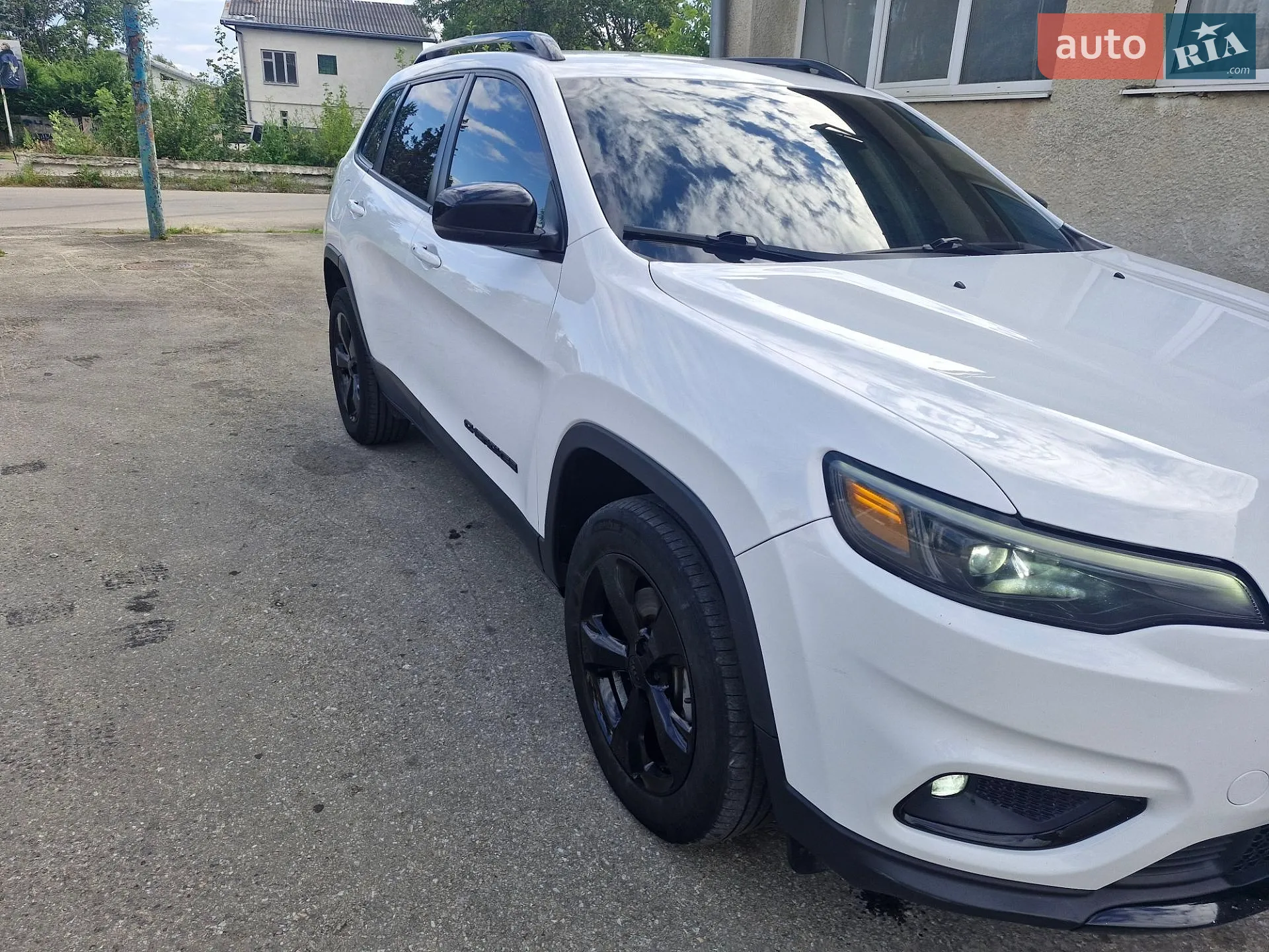 2019 Jeep Cherokee - мініатюра 4