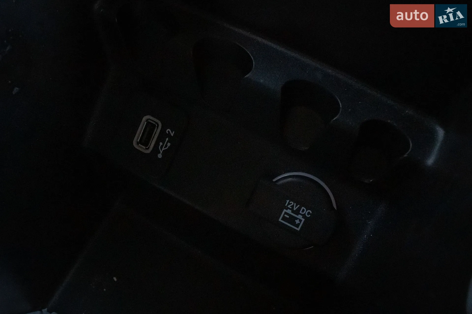 2020 Jeep Cherokee - мініатюра 27