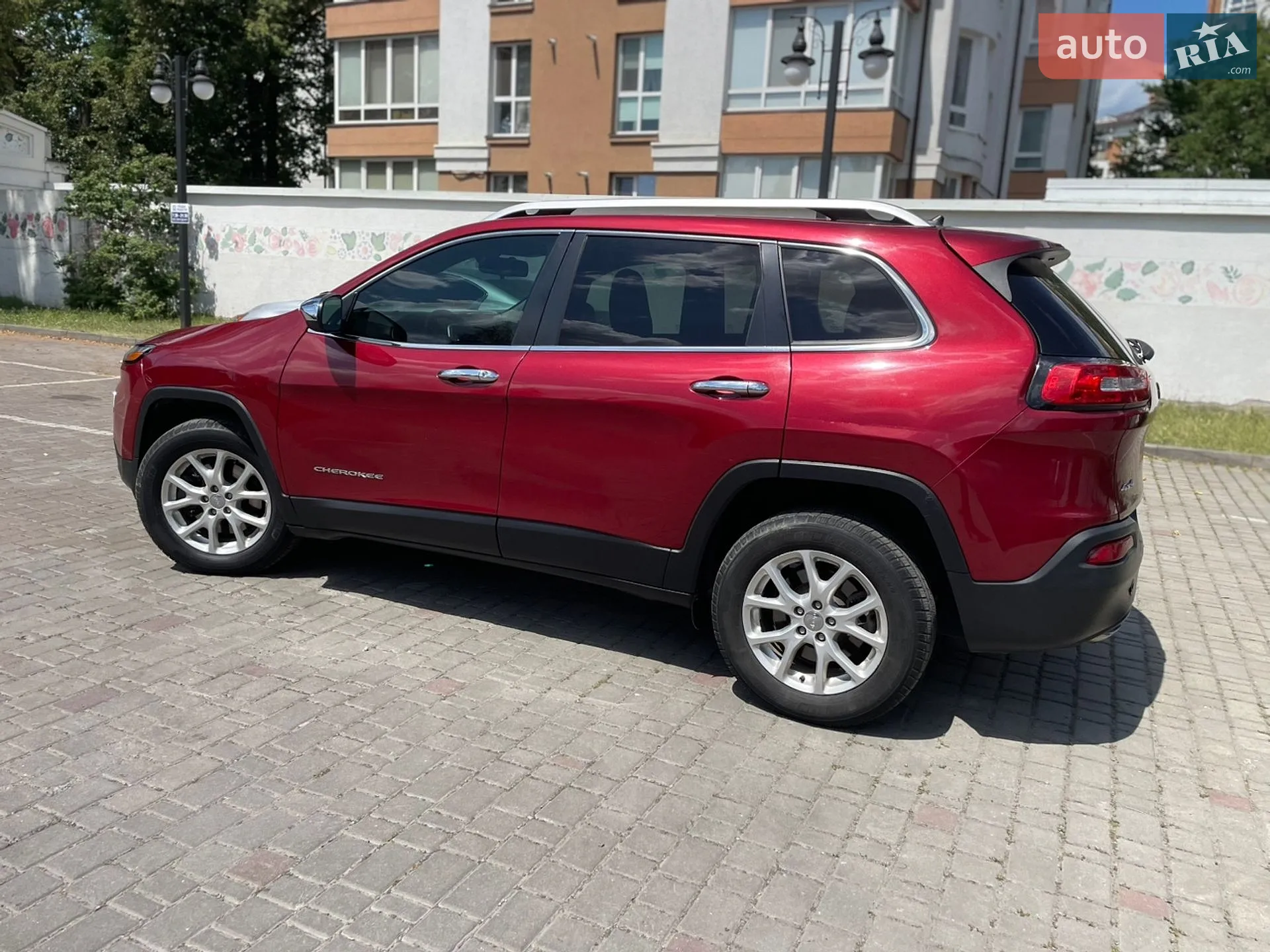 2015 Jeep Cherokee - мініатюра 6