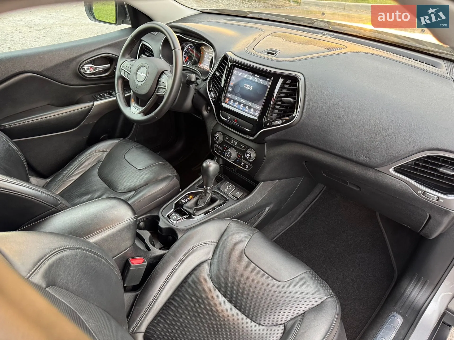 2019 Jeep Cherokee - мініатюра 72