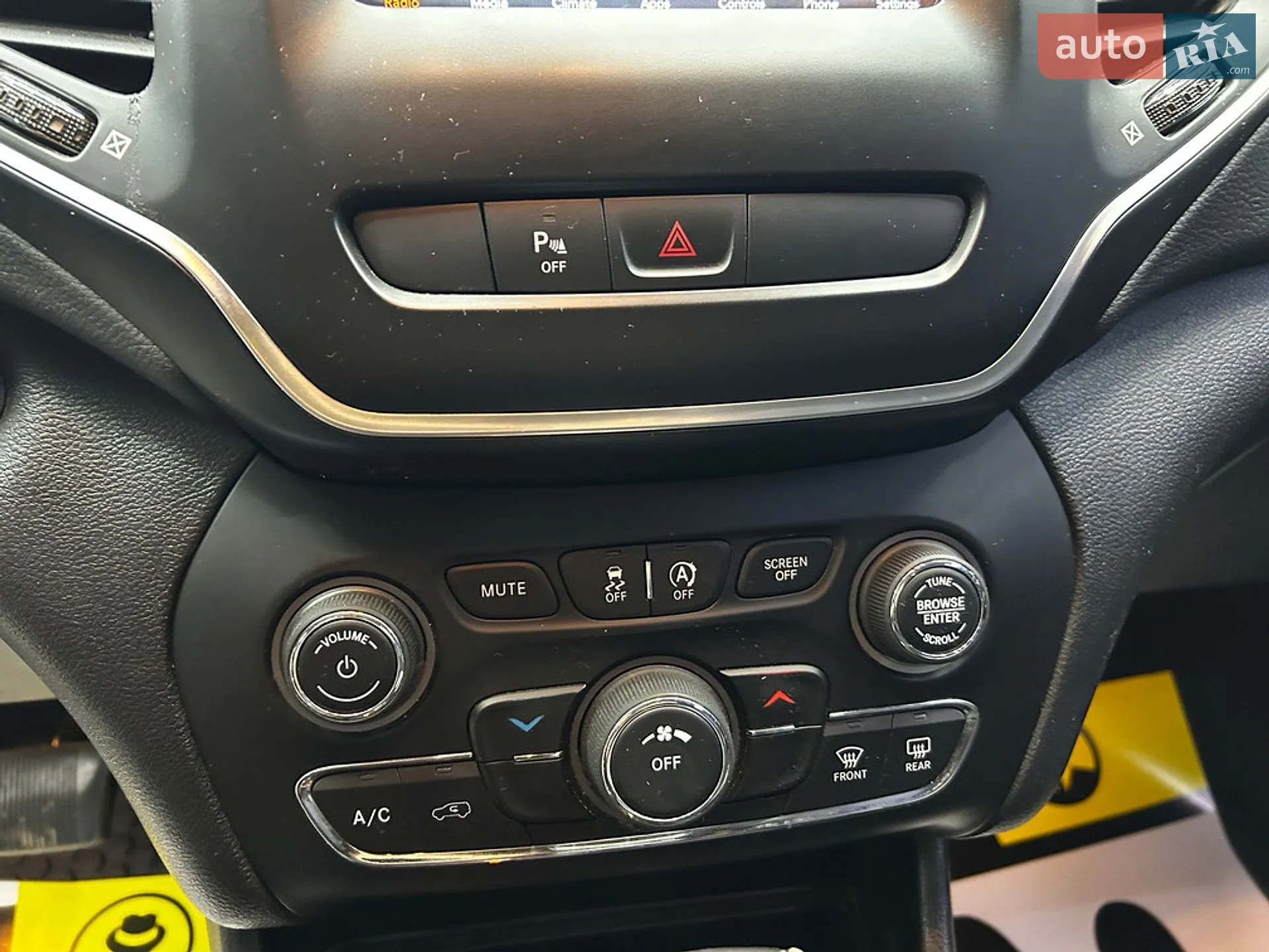 2020 Jeep Cherokee - мініатюра 22