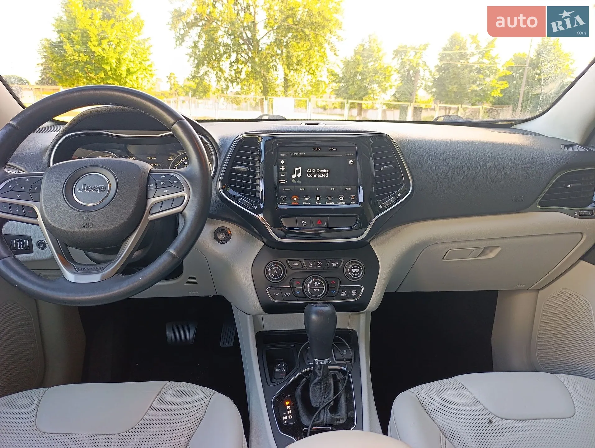 2018 Jeep Cherokee - мініатюра 14