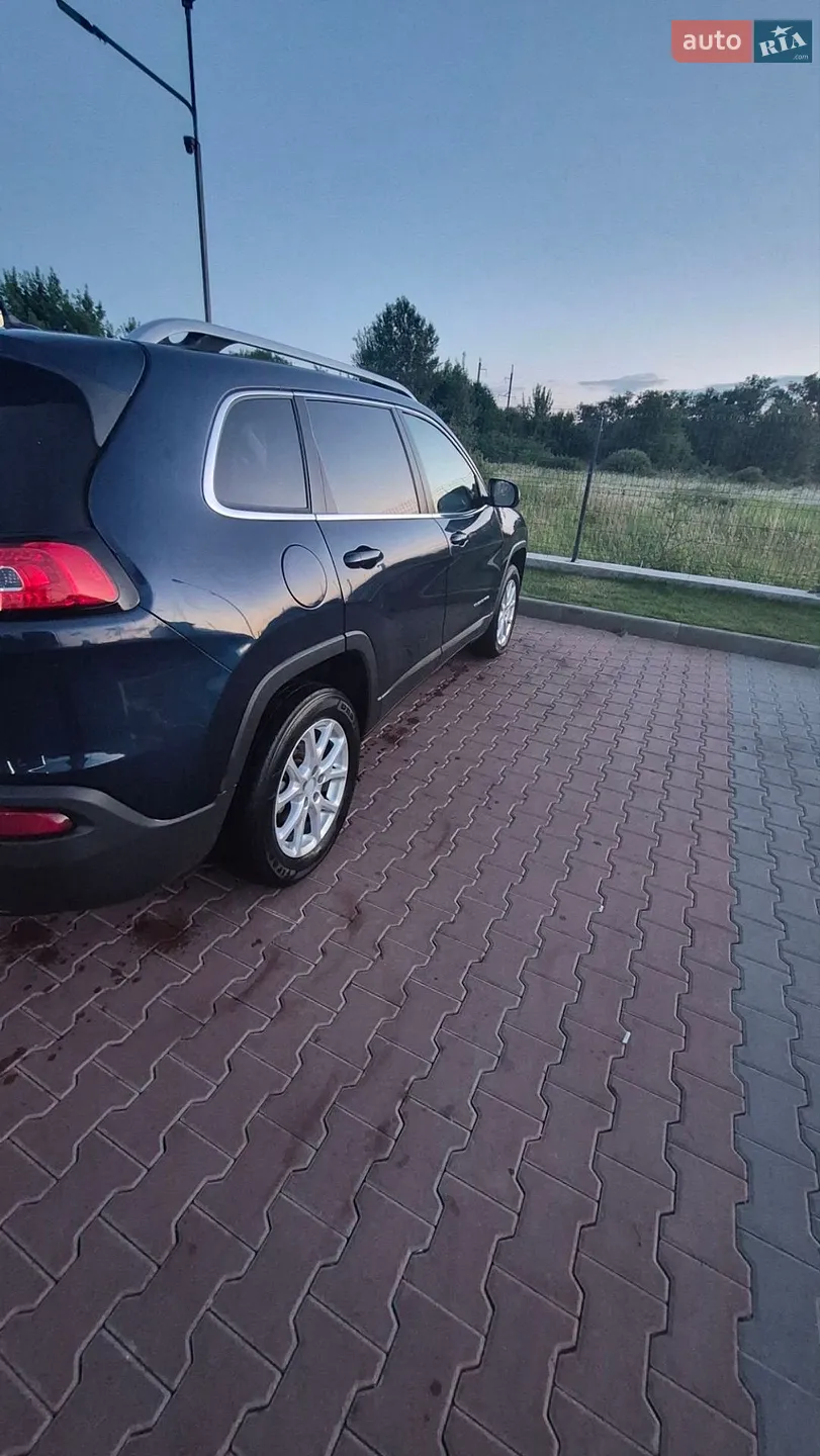 2017 Jeep Cherokee - мініатюра 8