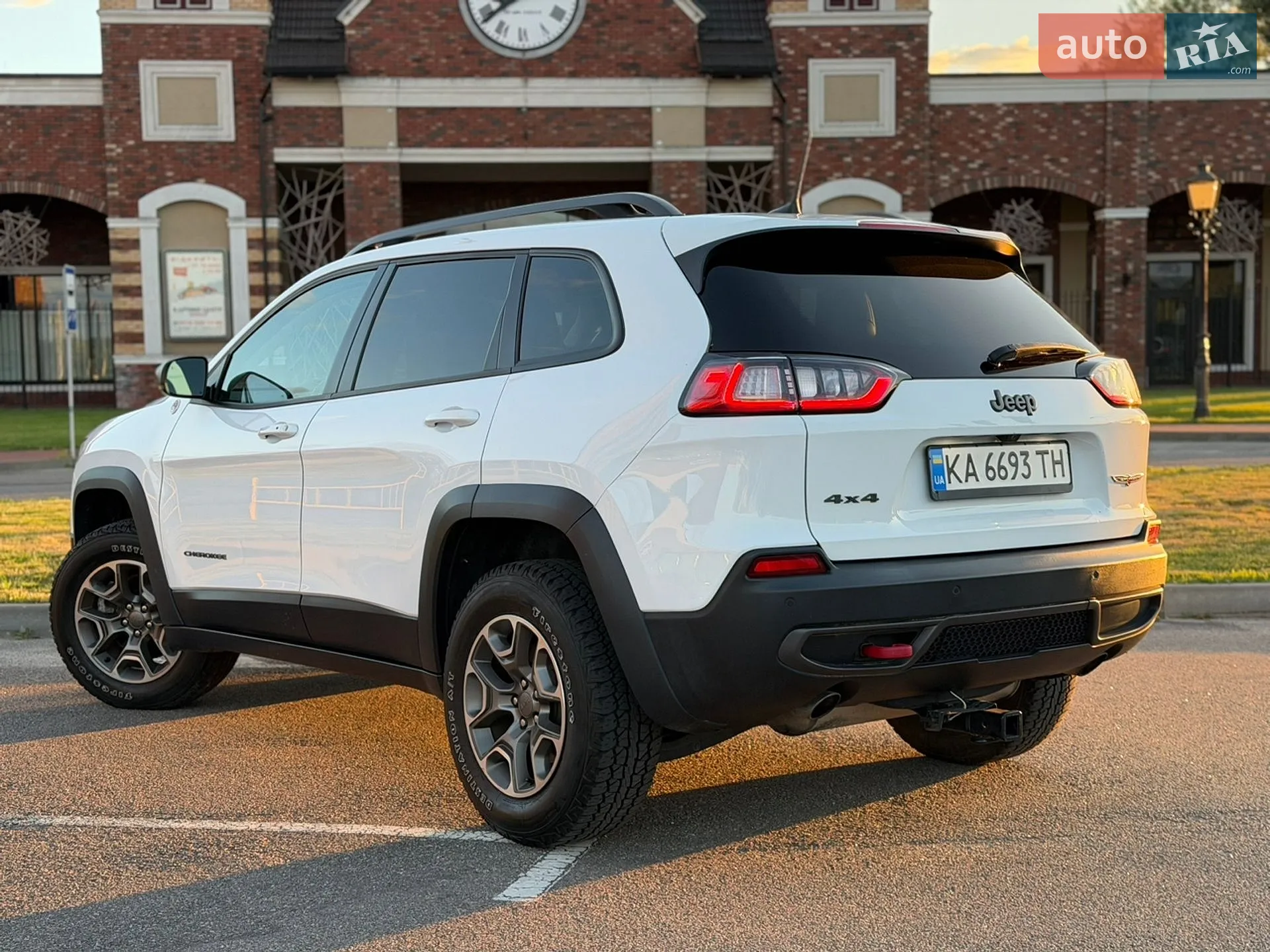 2021 Jeep Cherokee - мініатюра 11