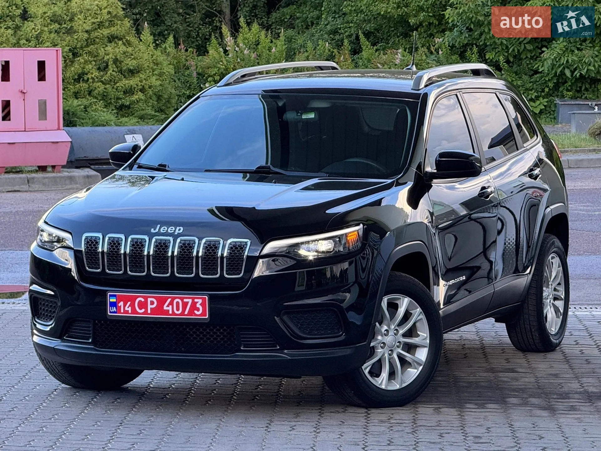 2020 Jeep Cherokee - фото 1