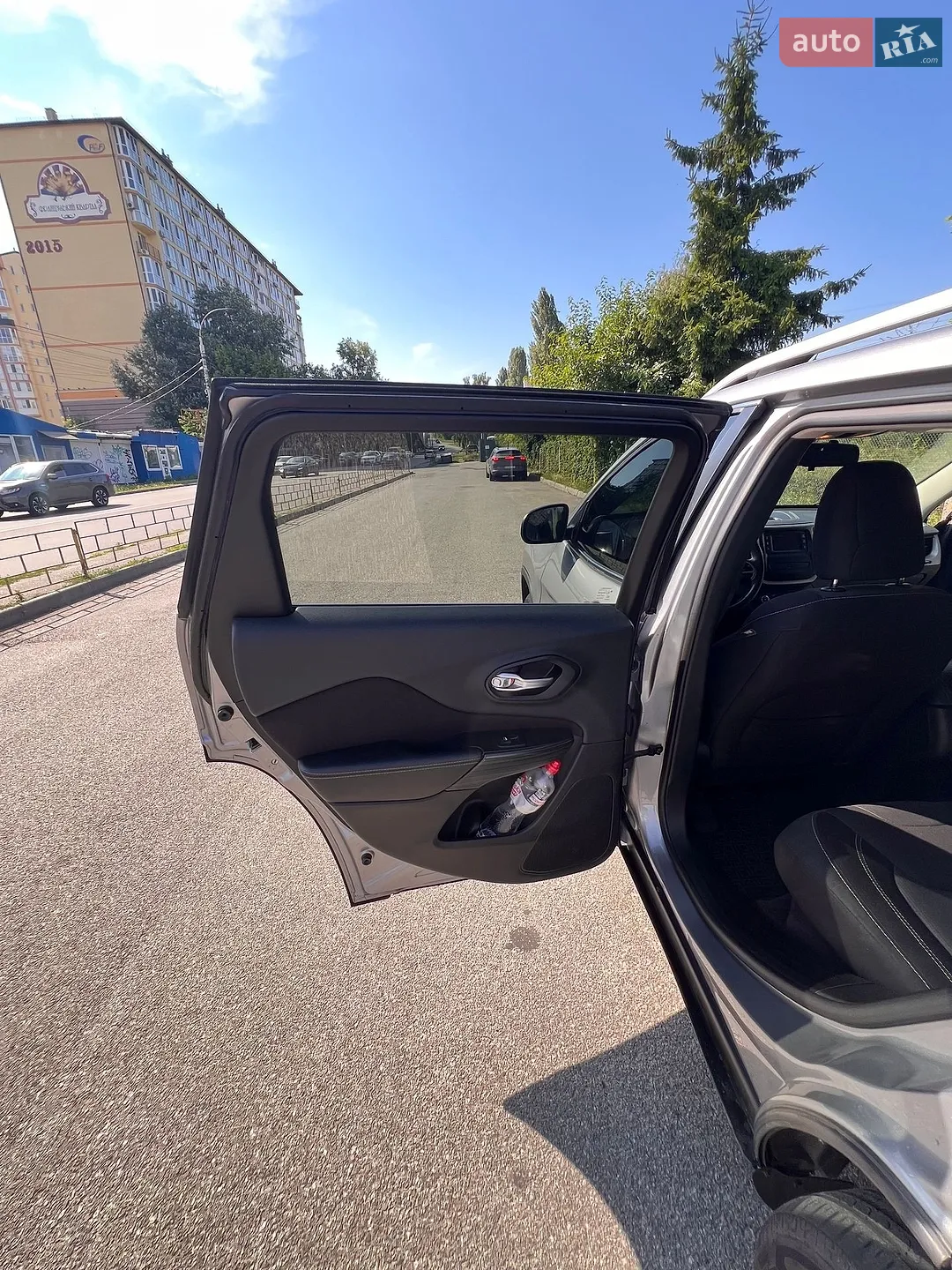 2015 Jeep Cherokee - мініатюра 14