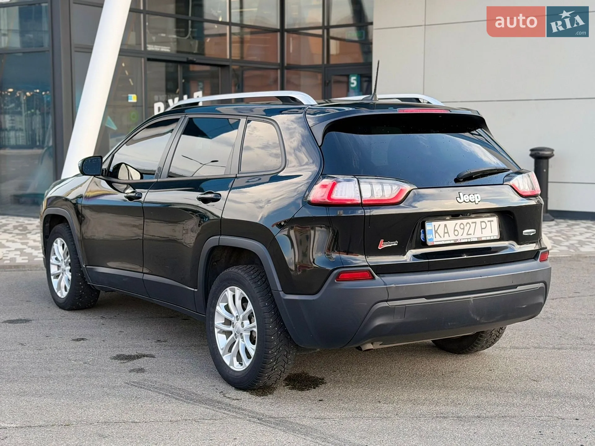 2019 Jeep Cherokee - мініатюра 8