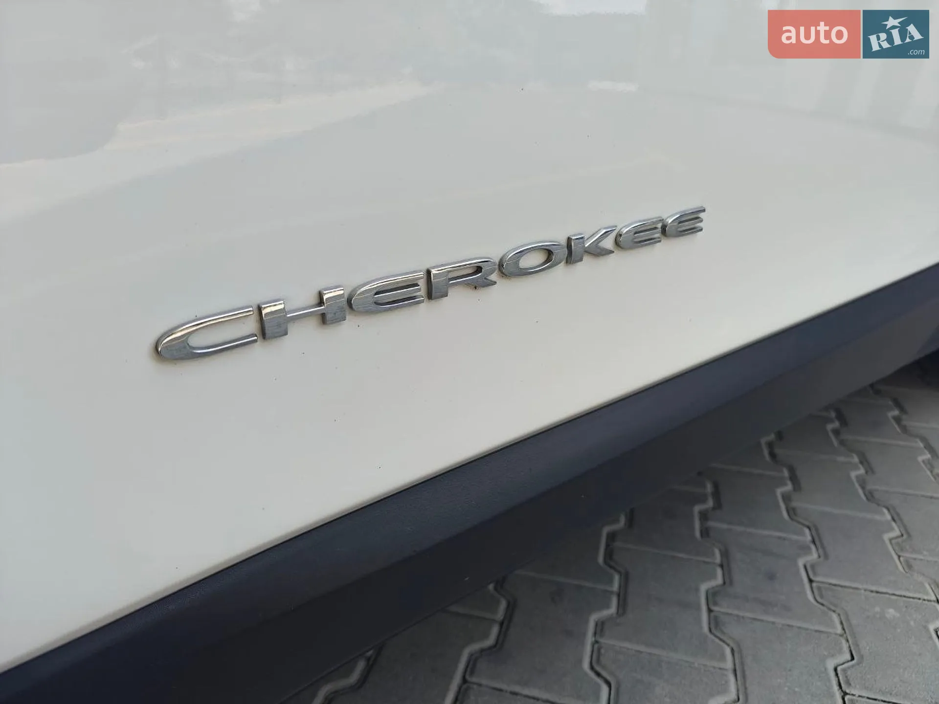 2018 Jeep Cherokee - мініатюра 15