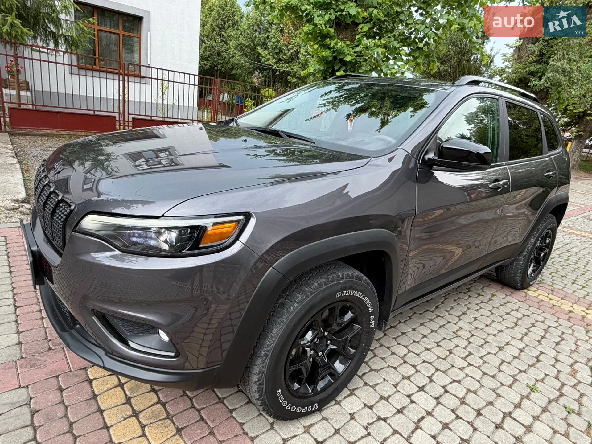 2022 Jeep Cherokee - мініатюра 4