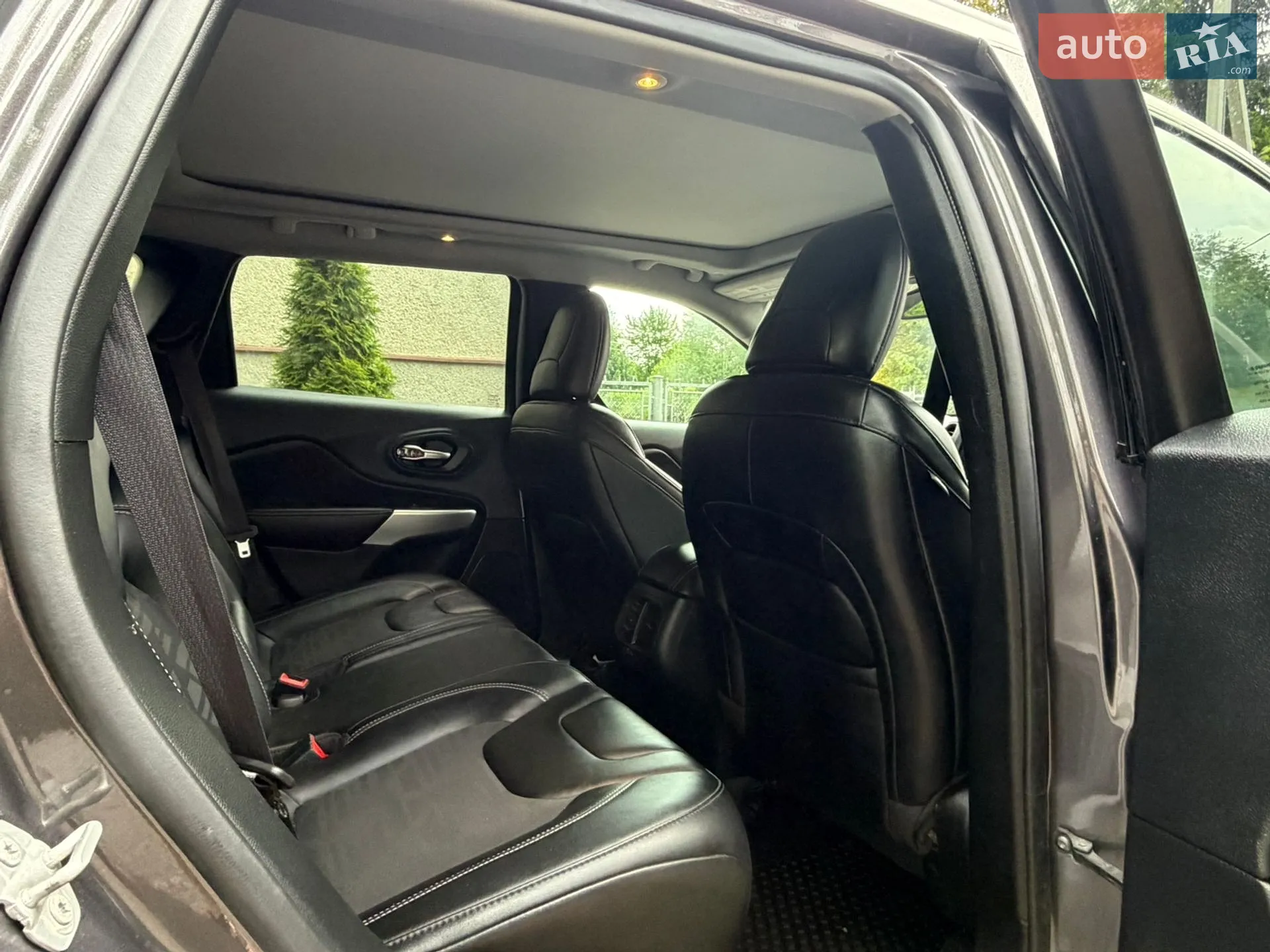 2022 Jeep Cherokee - мініатюра 19