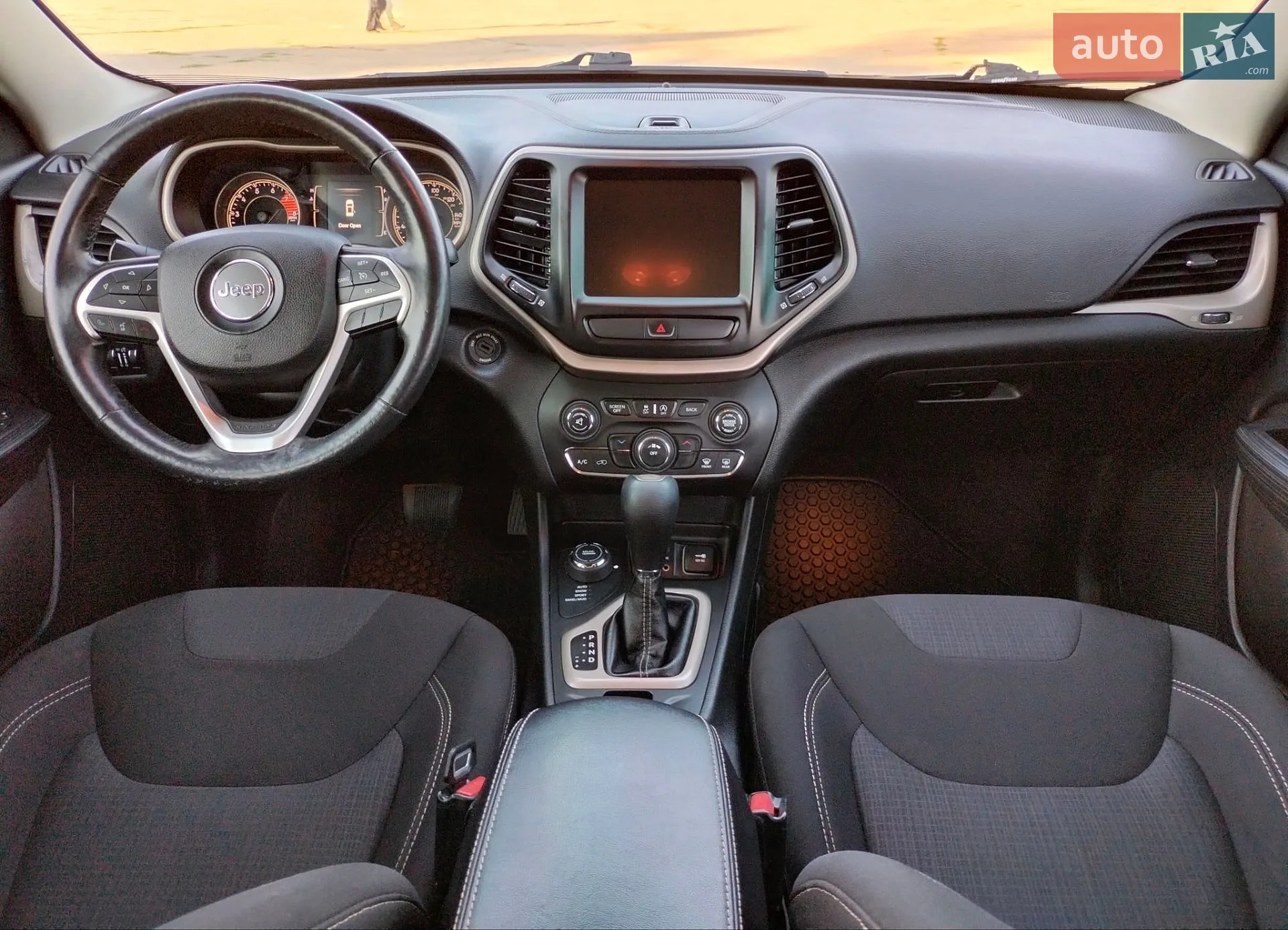 2016 Jeep Cherokee - мініатюра 21