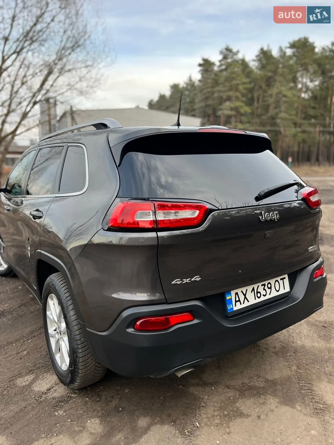 2016 Jeep Cherokee - мініатюра 3