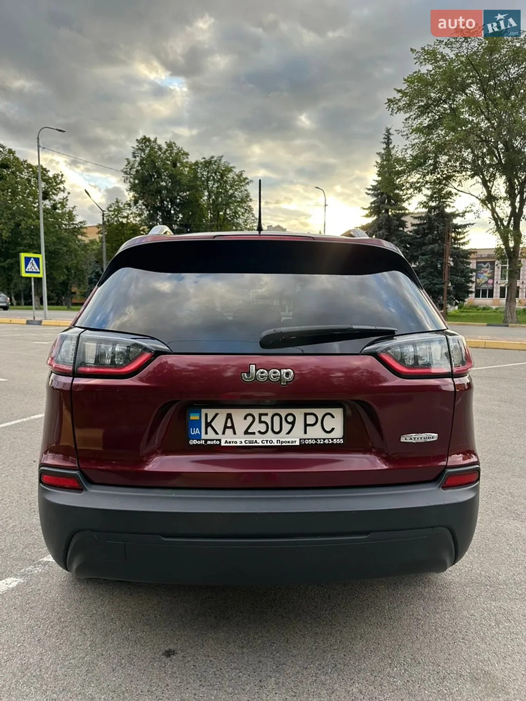 2020 Jeep Cherokee - мініатюра 5