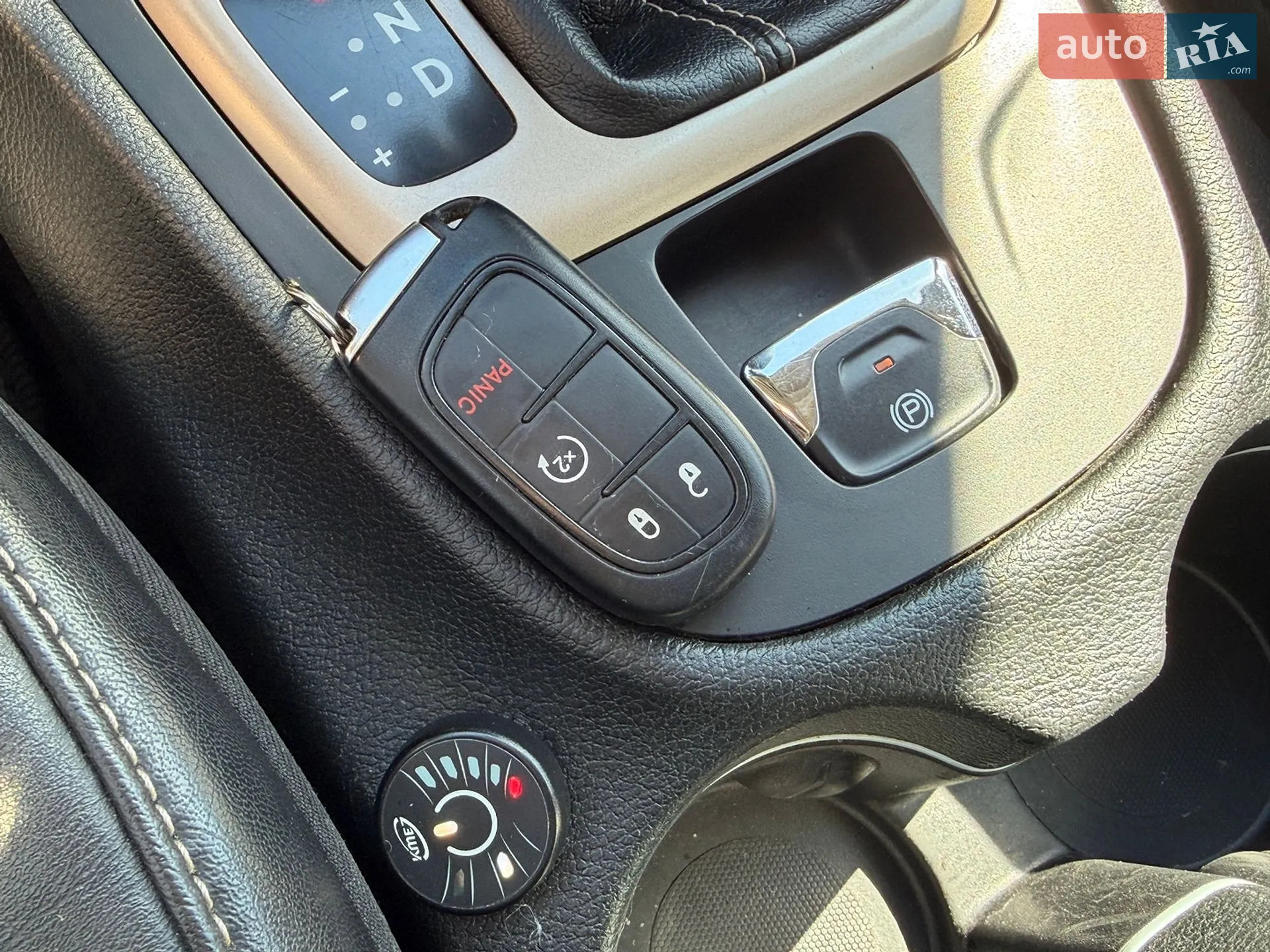 2014 Jeep Cherokee - мініатюра 30