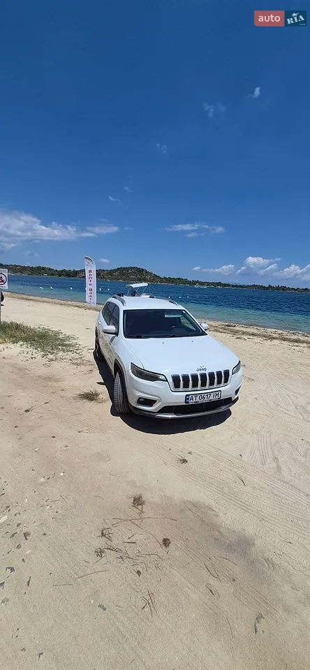 2019 Jeep Cherokee - мініатюра 25