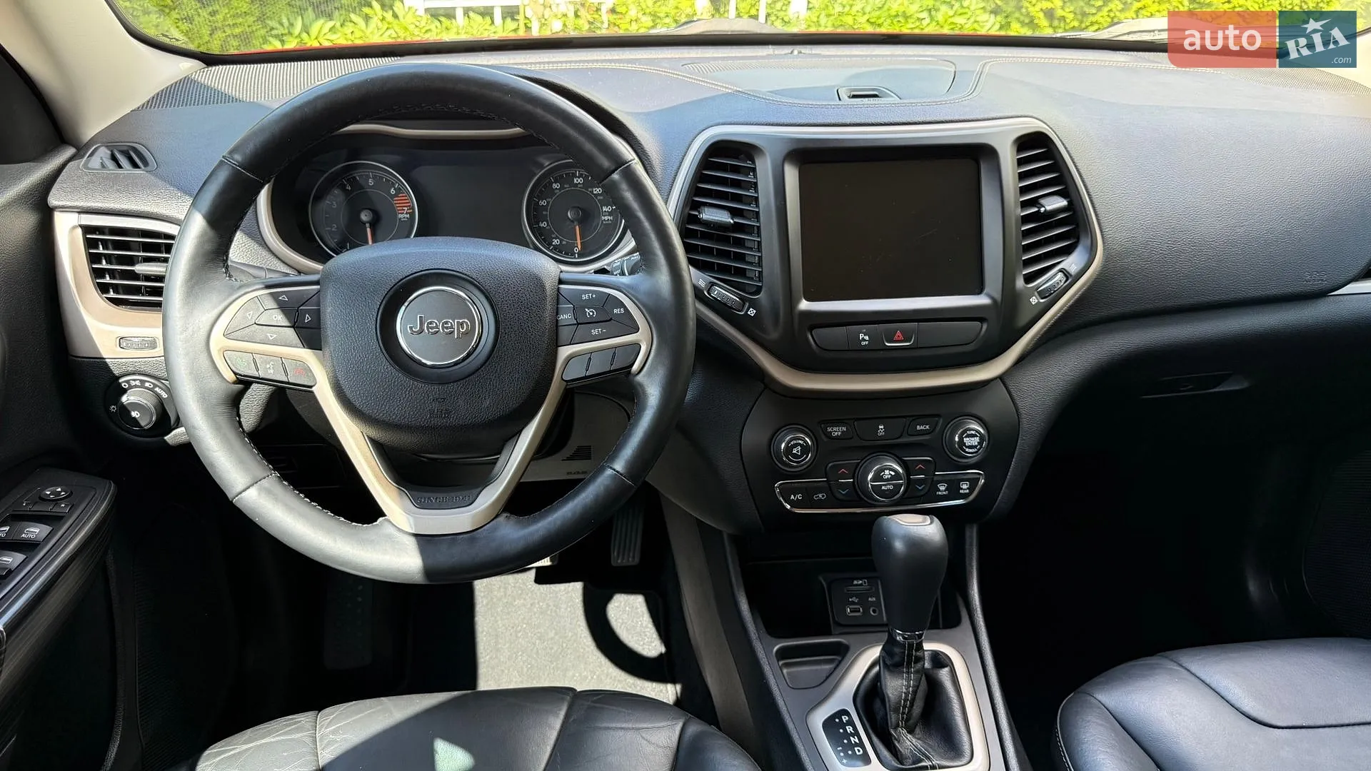 2016 Jeep Cherokee - мініатюра 12