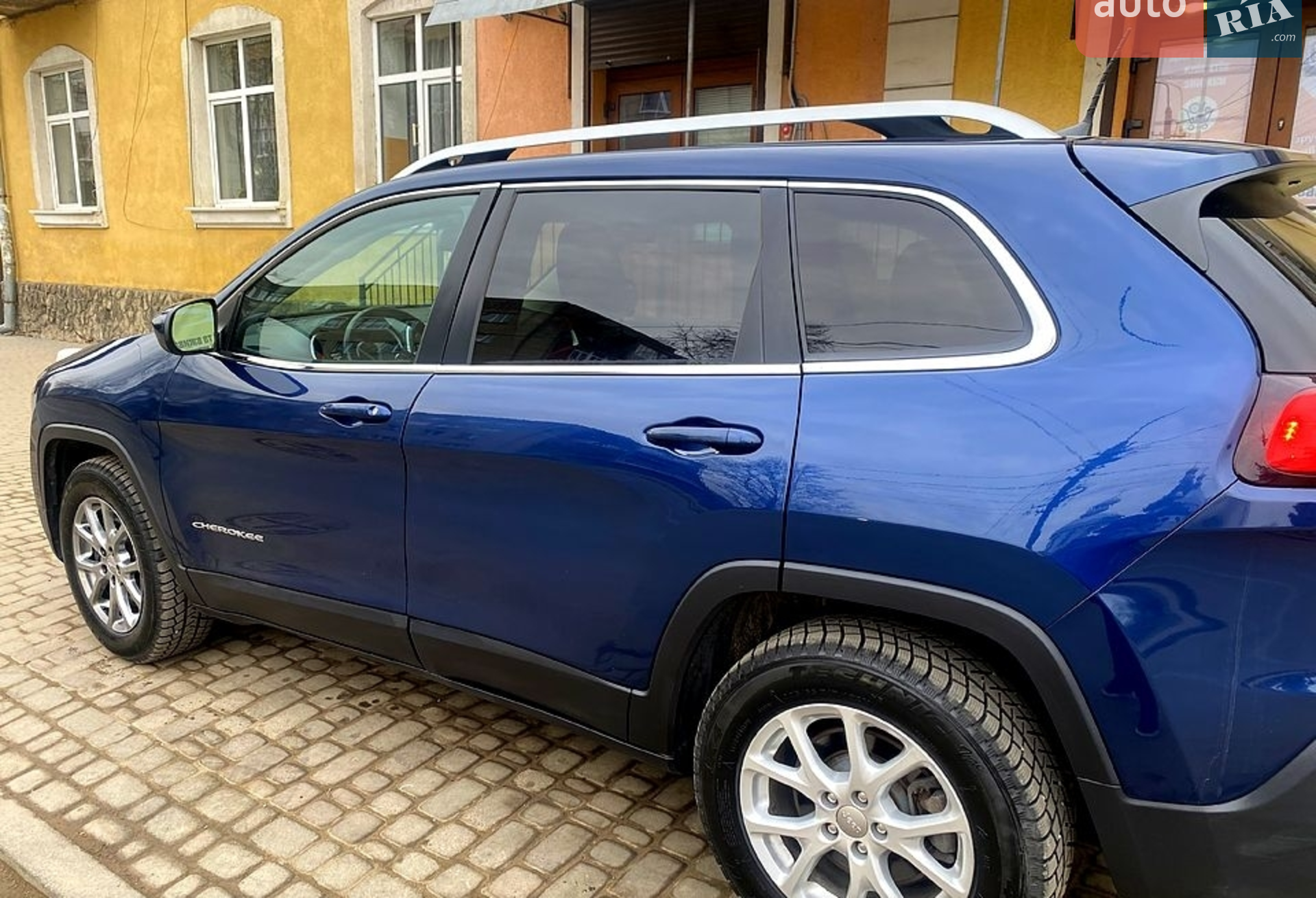 2018 Jeep Cherokee - мініатюра 4