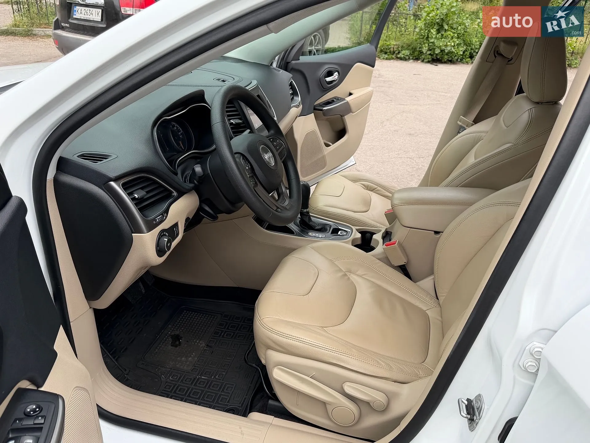 2018 Jeep Cherokee - мініатюра 13