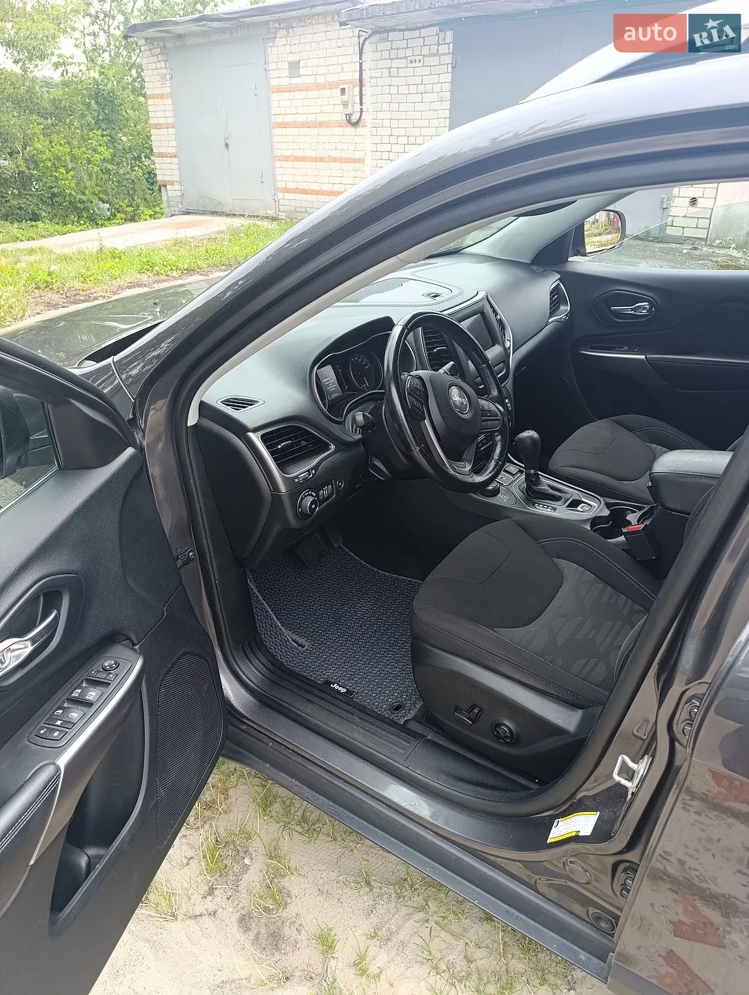 2018 Jeep Cherokee - мініатюра 3
