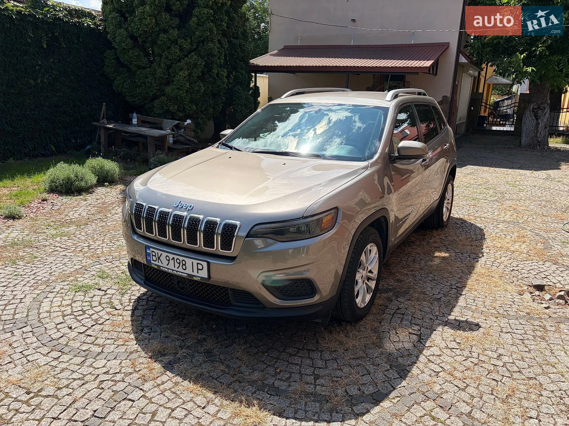 2020 Jeep Cherokee - мініатюра 15