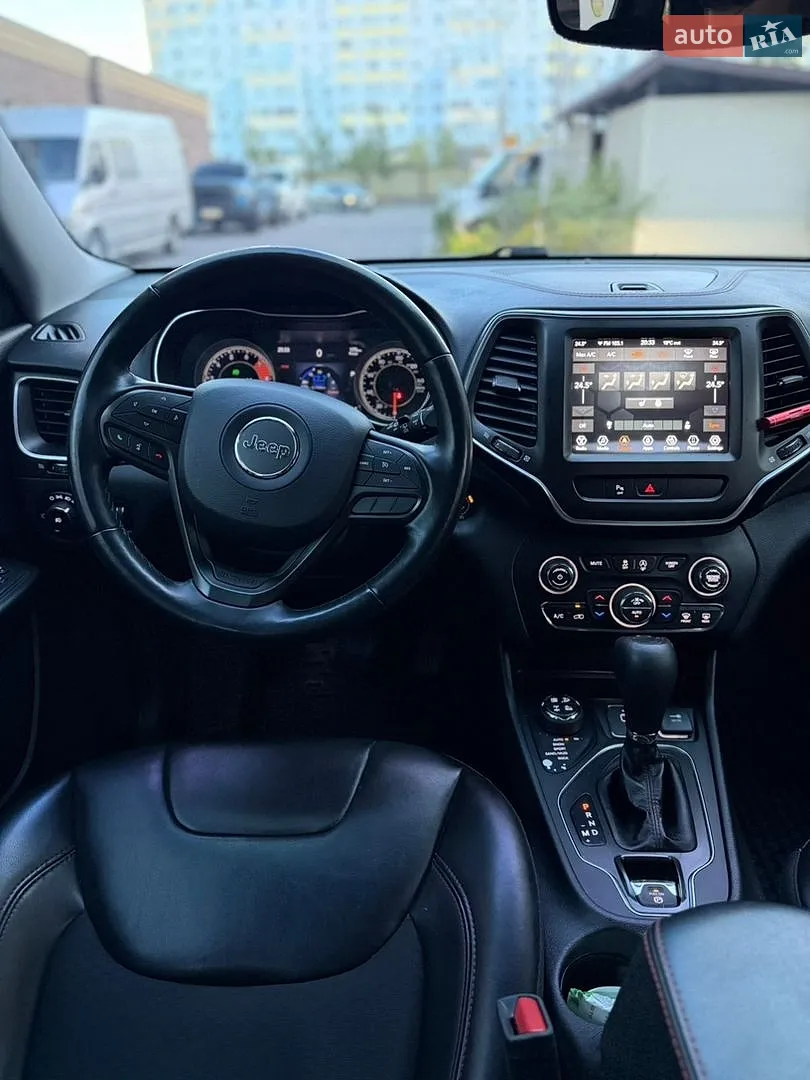 2020 Jeep Cherokee - мініатюра 10