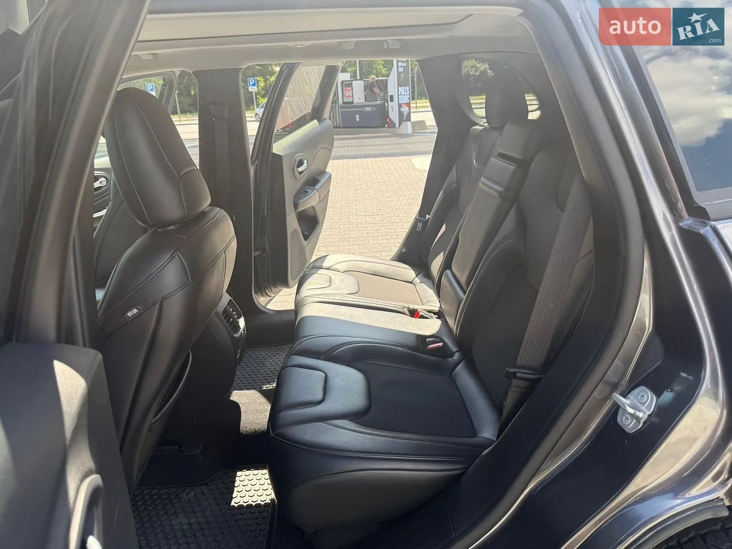 2018 Jeep Cherokee - мініатюра 11