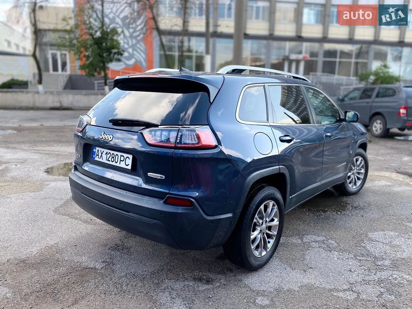 2020 Jeep Cherokee - мініатюра 6
