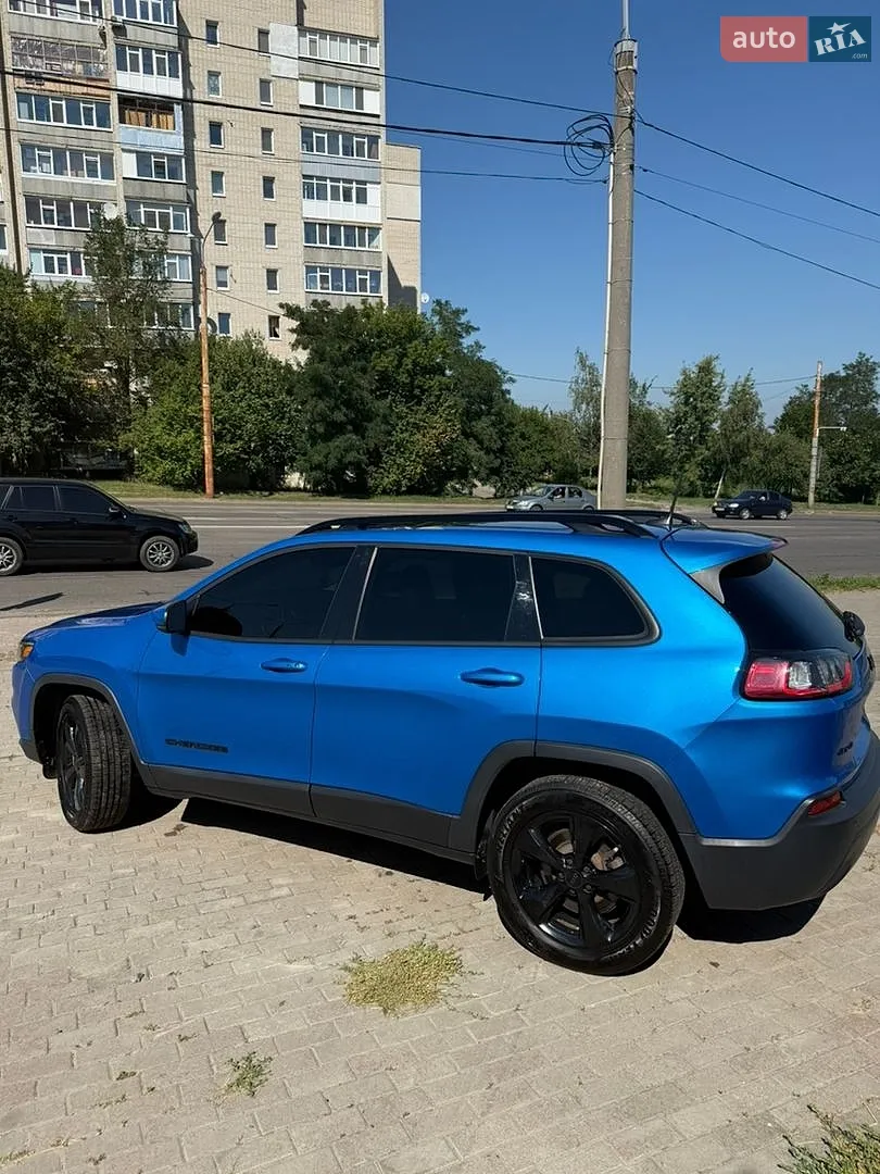 Jeep Cherokee 2019 VIN 1C4PJMLBXLD536919 фото оголошення 9 з 31