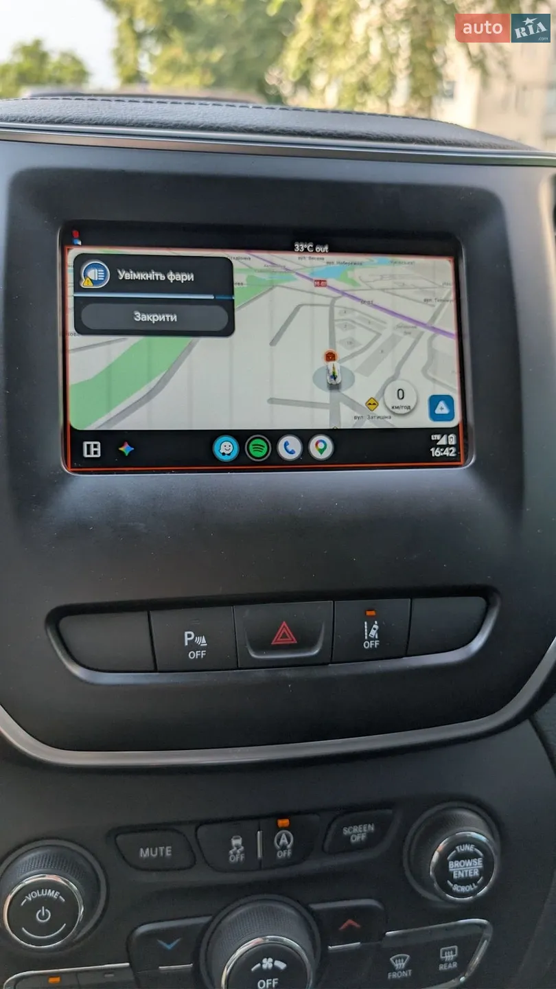 2020 Jeep Cherokee - мініатюра 15