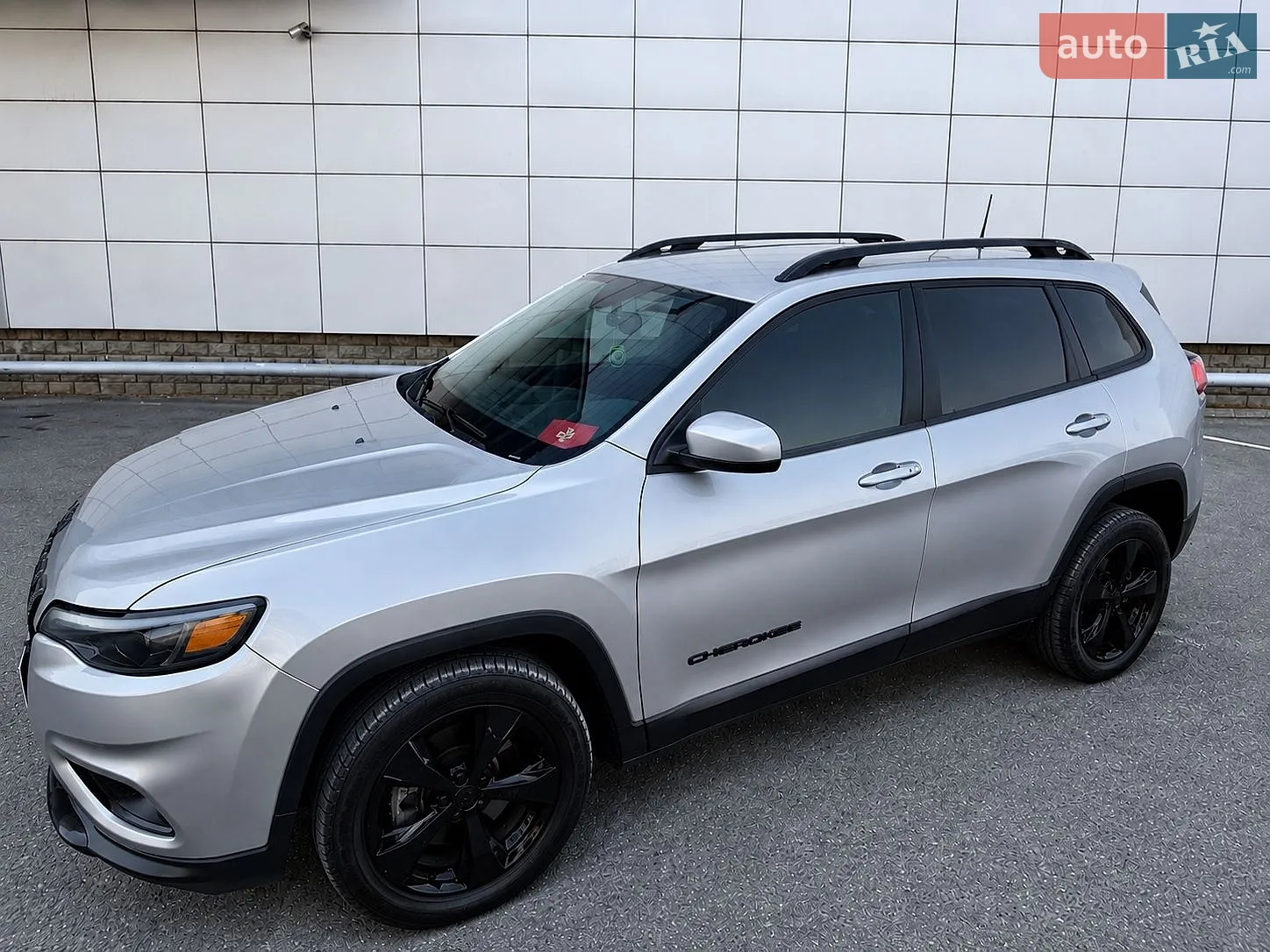 2020 Jeep Cherokee - мініатюра 5